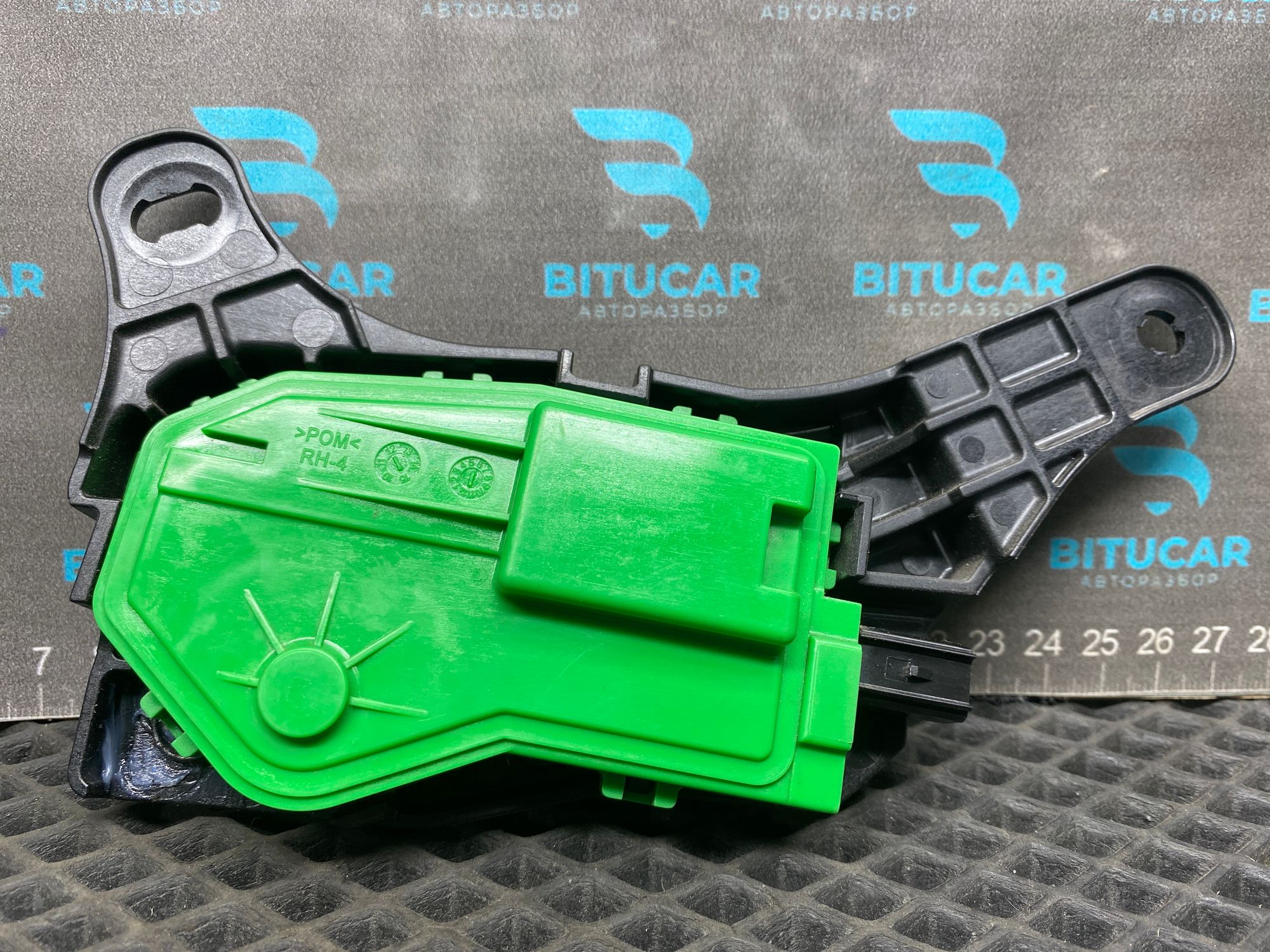 https://ycs.partsauto.market/partsauto-images/thmbs/userImages/c8f07ba63eb5b2f0f6006ea854bf8f7d/part/07c03a1b-f799-4b78-b595-0f636b20daf5_1777454133018.jpg