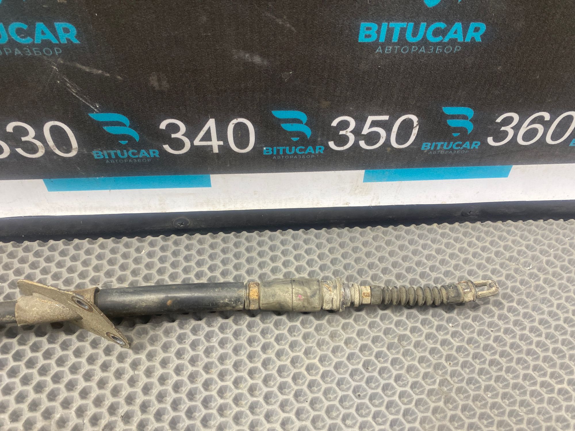 https://ycs.partsauto.market/partsauto-images/thmbs/userImages/c8f07ba63eb5b2f0f6006ea854bf8f7d/part/07df1a55-afcc-49eb-bf2f-736b69295fd3_1777357031127.jpg