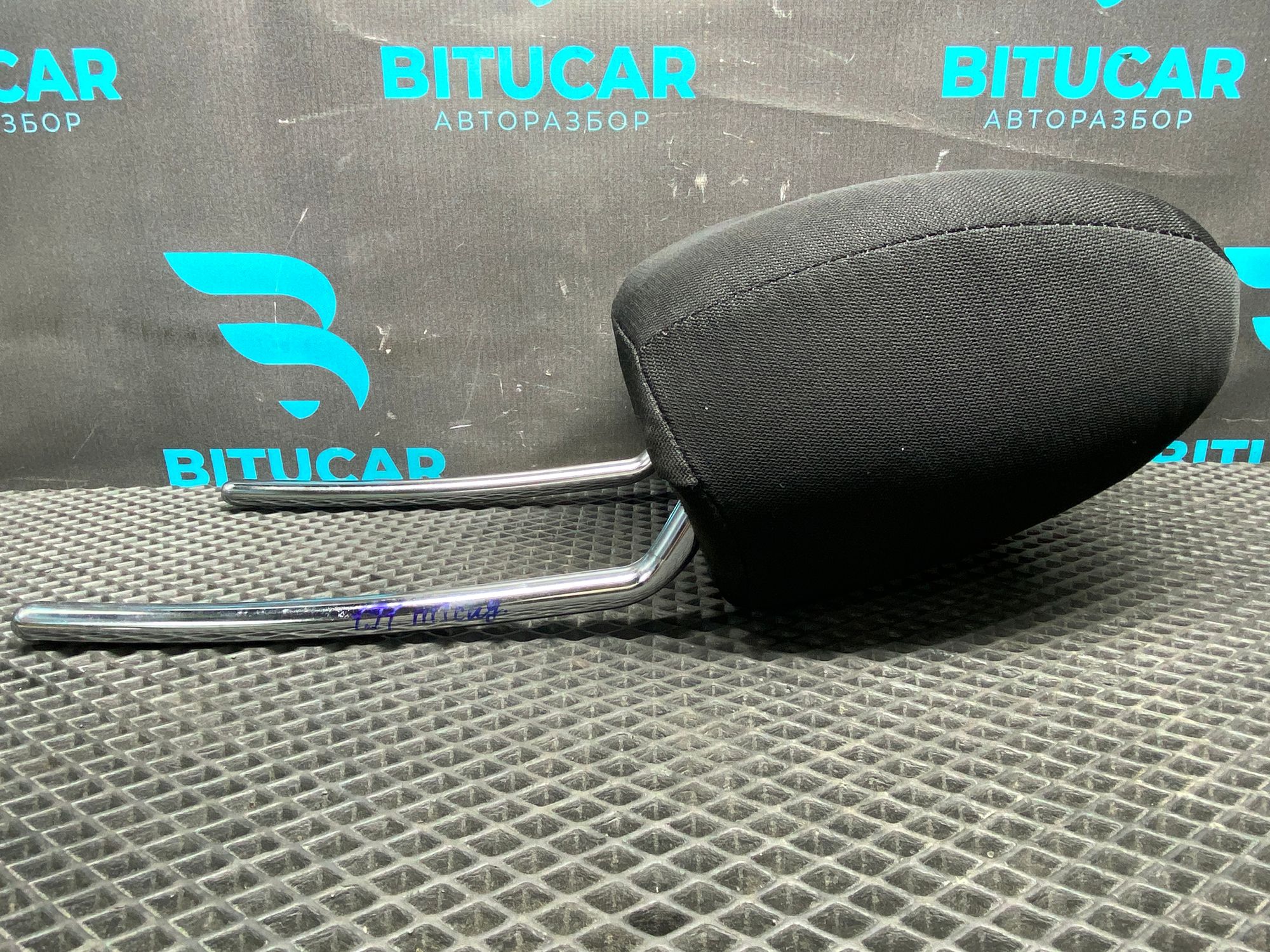 https://ycs.partsauto.market/partsauto-images/thmbs/userImages/c8f07ba63eb5b2f0f6006ea854bf8f7d/part/08665995-90dd-43a6-b0b5-a95c7c86109b_1777357566904.jpg