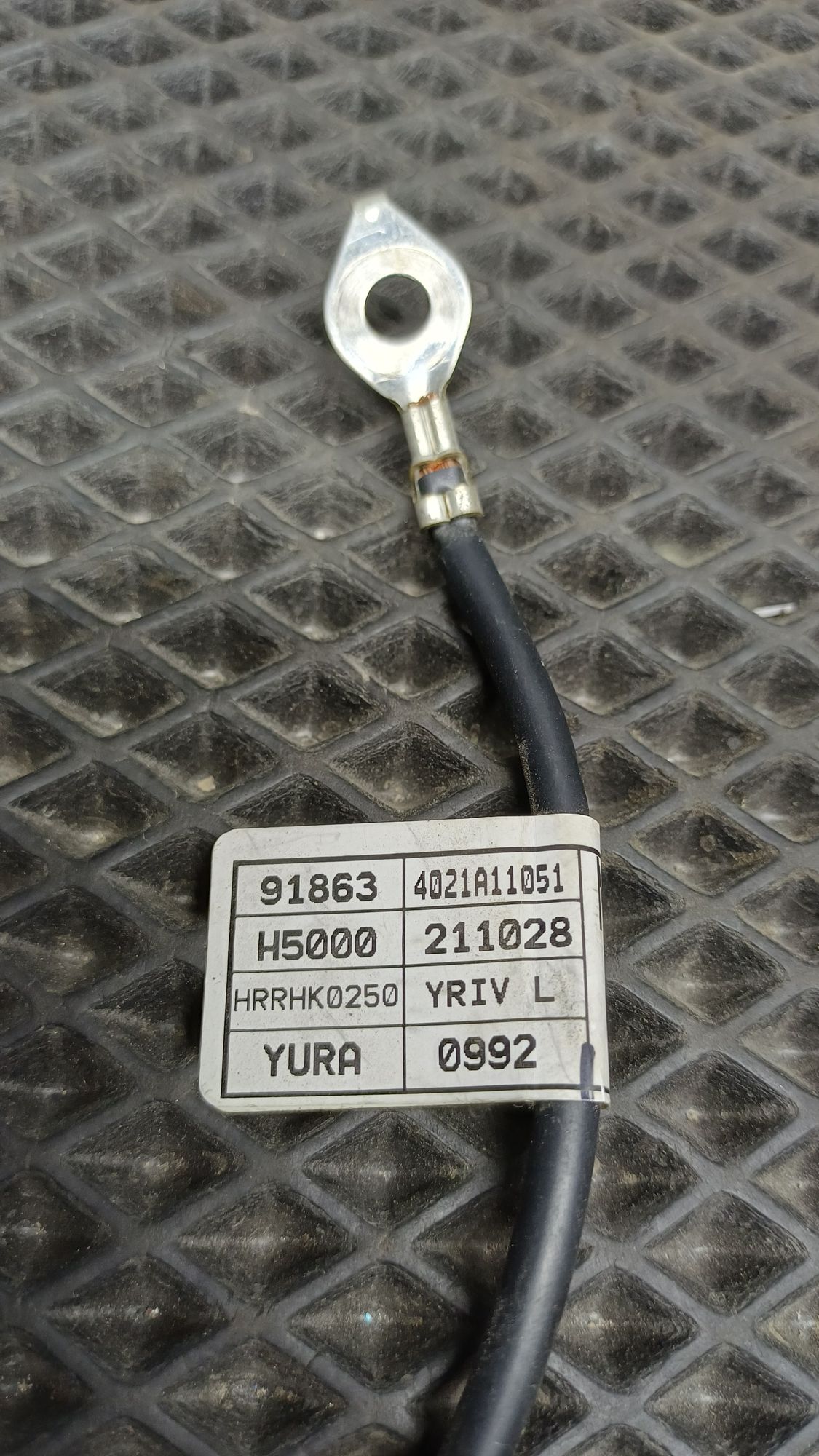 https://ycs.partsauto.market/partsauto-images/thmbs/userImages/c8f07ba63eb5b2f0f6006ea854bf8f7d/part/0943cf60-a3be-4d38-9db9-c9b2ad696d4c_1777534723157.jpg