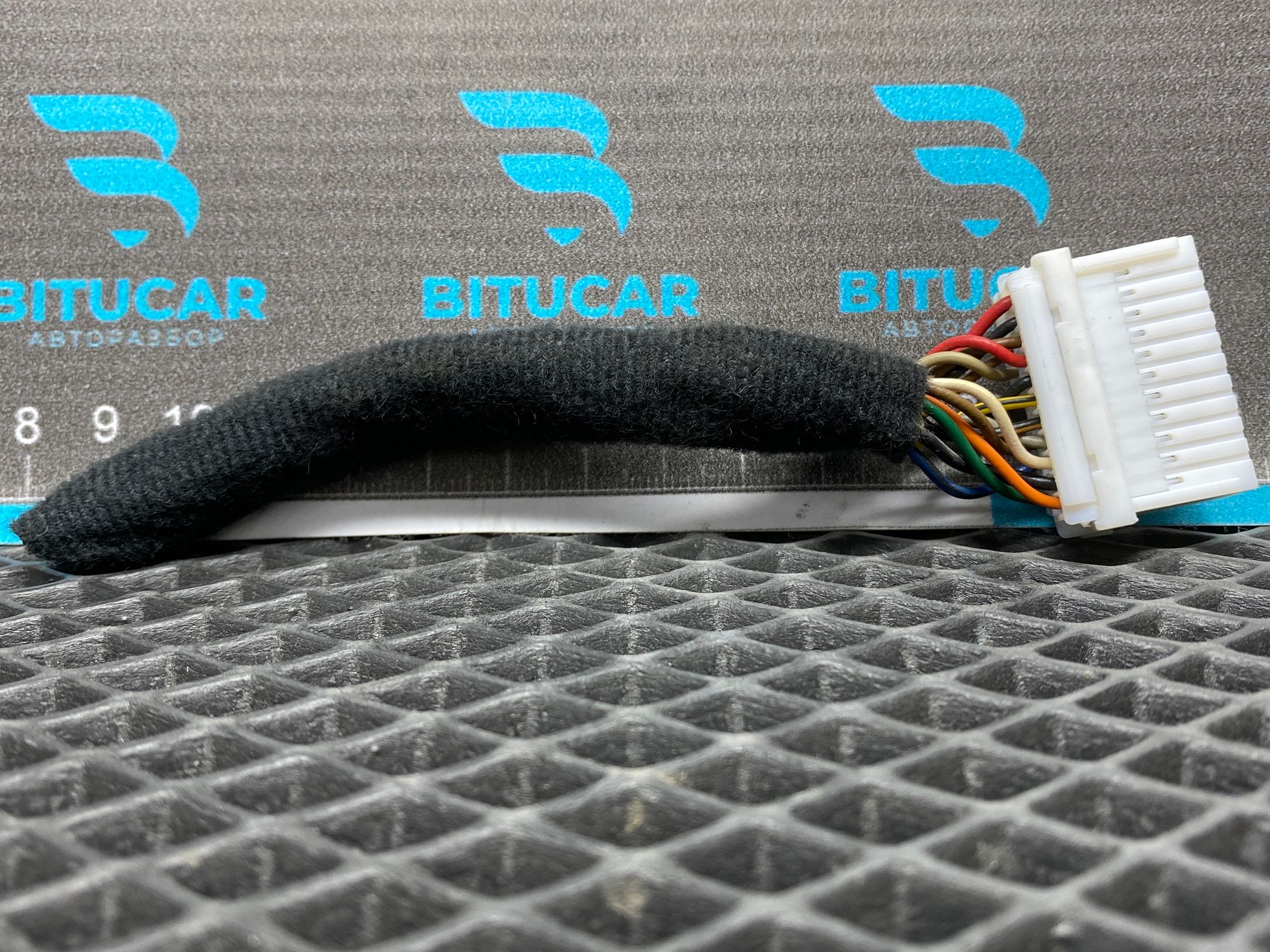 https://ycs.partsauto.market/partsauto-images/thmbs/userImages/c8f07ba63eb5b2f0f6006ea854bf8f7d/part/0a0743d9-cf63-407c-8f1a-3245d7e1bbc4_1777711345812.jpg