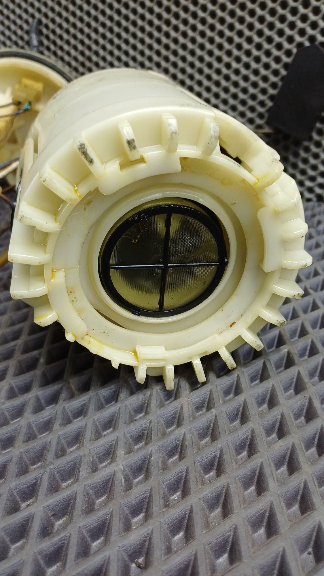 https://ycs.partsauto.market/partsauto-images/thmbs/userImages/c8f07ba63eb5b2f0f6006ea854bf8f7d/part/0a2f61f8-9276-4b89-a0b8-cc76fdd204c4_1774420423098.jpg