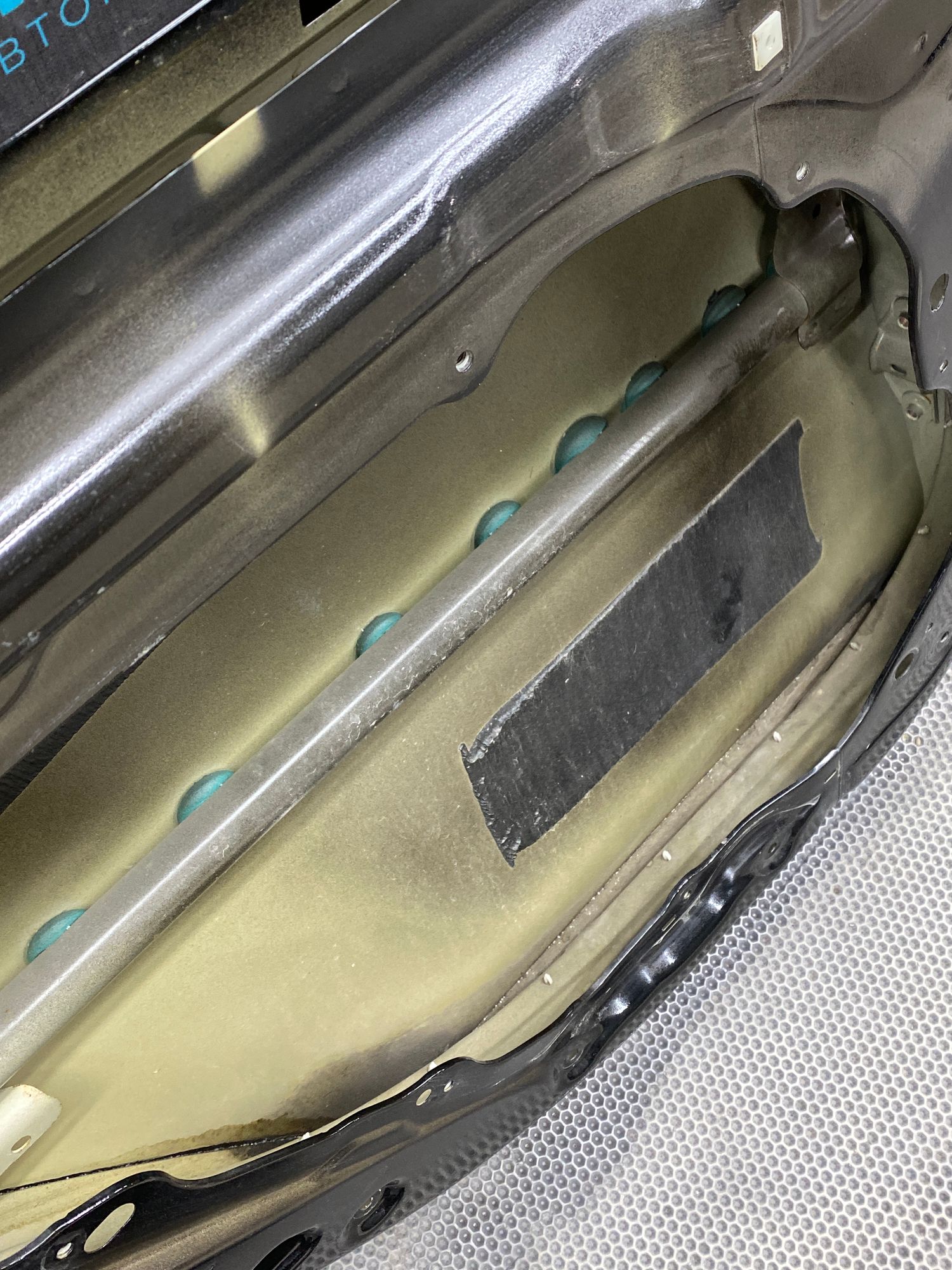 https://ycs.partsauto.market/partsauto-images/thmbs/userImages/c8f07ba63eb5b2f0f6006ea854bf8f7d/part/0a328d82-c8d4-494e-850f-d9d7044c55ed_1777299388298.jpg