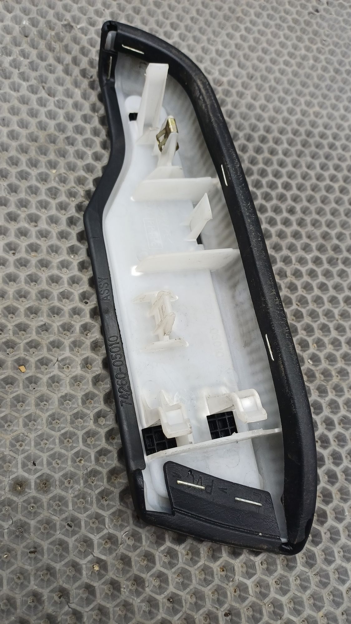 Б/У Подлокотник двери задней левой Toyota CARINA E 6 дорест. 1992—1996 1994 Зеленый, 590 рублей, Краснодар