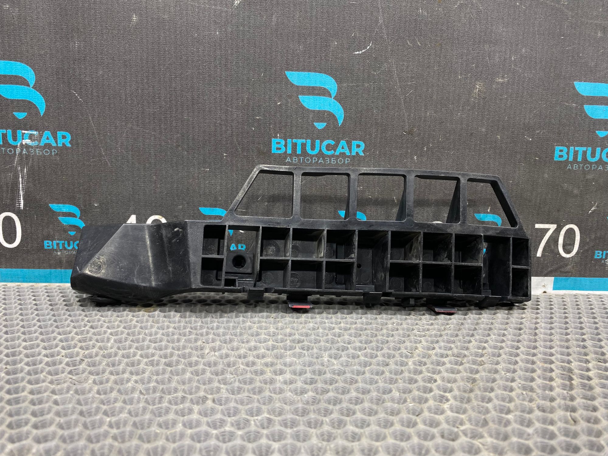 https://ycs.partsauto.market/partsauto-images/thmbs/userImages/c8f07ba63eb5b2f0f6006ea854bf8f7d/part/0c3c23a5-81be-4a84-ac0b-bebfee5c7148_1771426852140.jpg
