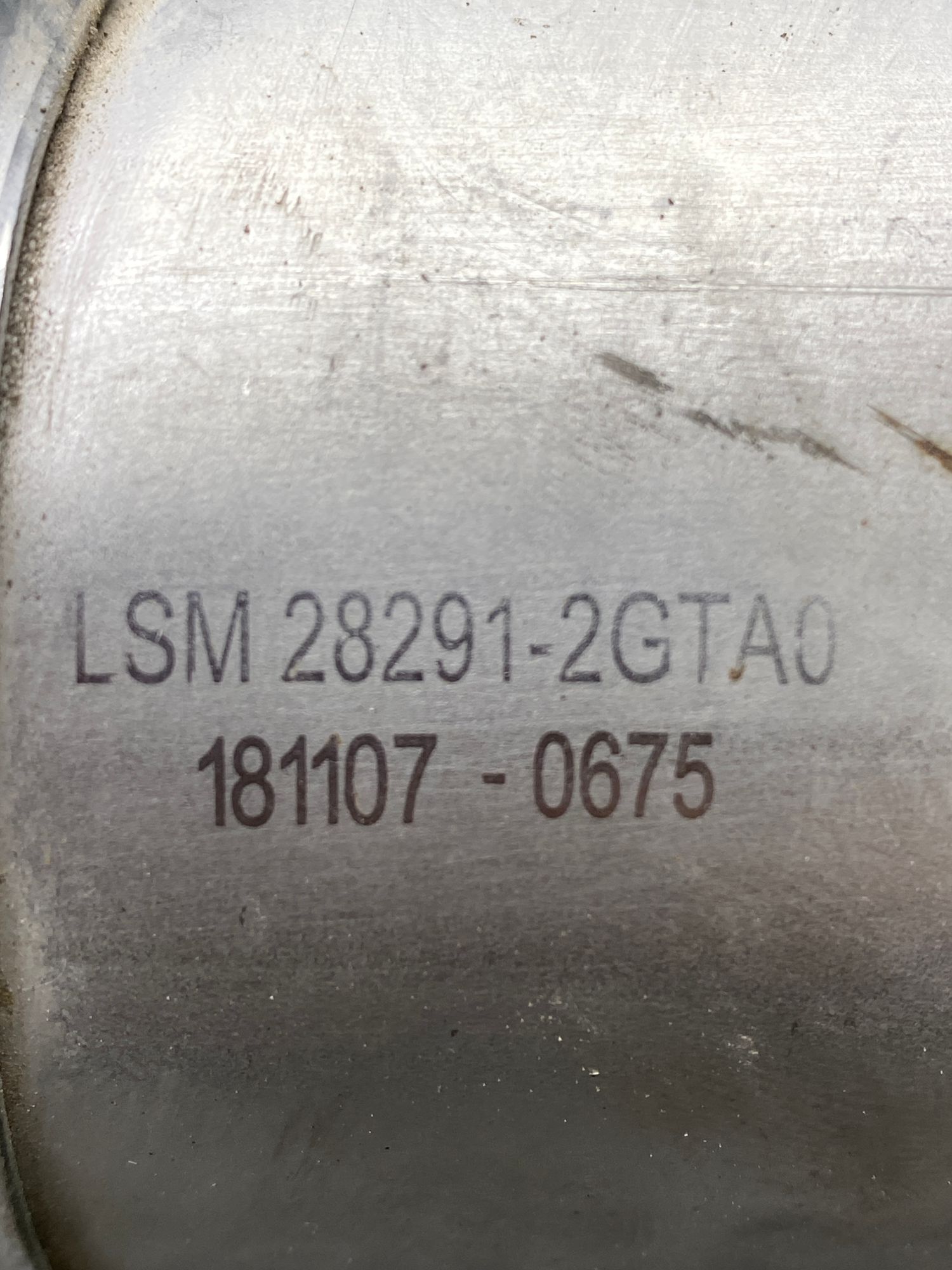 https://ycs.partsauto.market/partsauto-images/thmbs/userImages/c8f07ba63eb5b2f0f6006ea854bf8f7d/part/0ce81c1f-605e-4ff2-9e89-51d12ba38a70_1777819097056.jpg