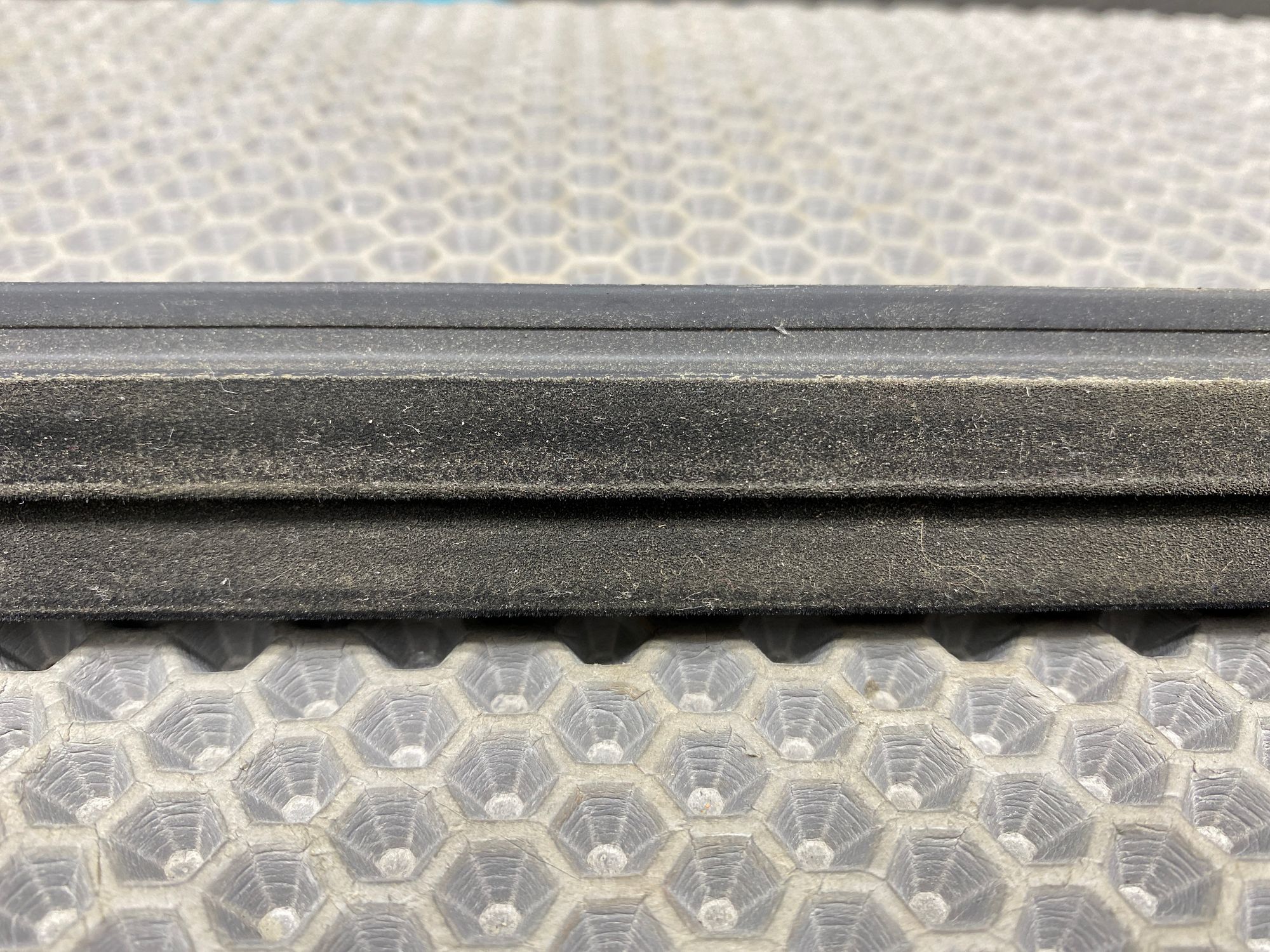 https://ycs.partsauto.market/partsauto-images/thmbs/userImages/c8f07ba63eb5b2f0f6006ea854bf8f7d/part/0d6215be-22d1-4c07-848e-0e0d7c9d5e94_1777032195544.jpg