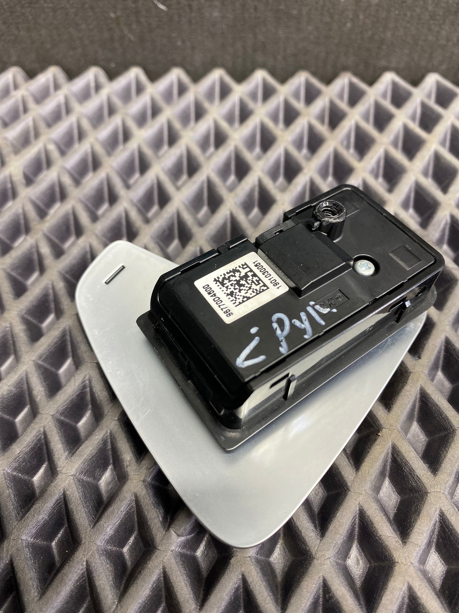 Б/У Переключатель подрулевой лепесток Kia Optima 4 JF (G4KJ) 2.4L AT 2019 GT-Line, 990 рублей, Краснодар