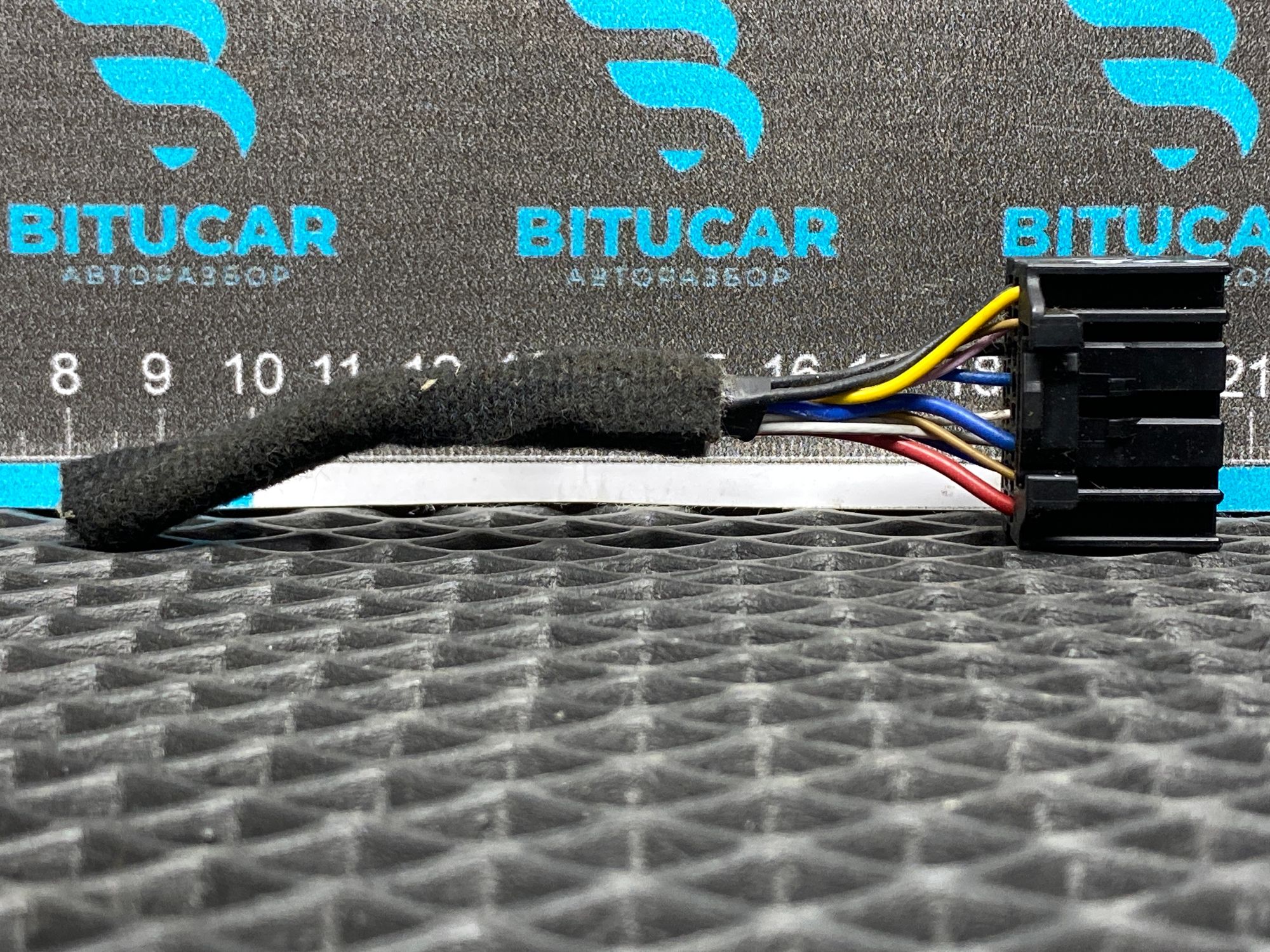 https://ycs.partsauto.market/partsauto-images/thmbs/userImages/c8f07ba63eb5b2f0f6006ea854bf8f7d/part/0f6e95e1-6fe4-42f9-8e91-1a0046733bf8_1777718265174.jpg