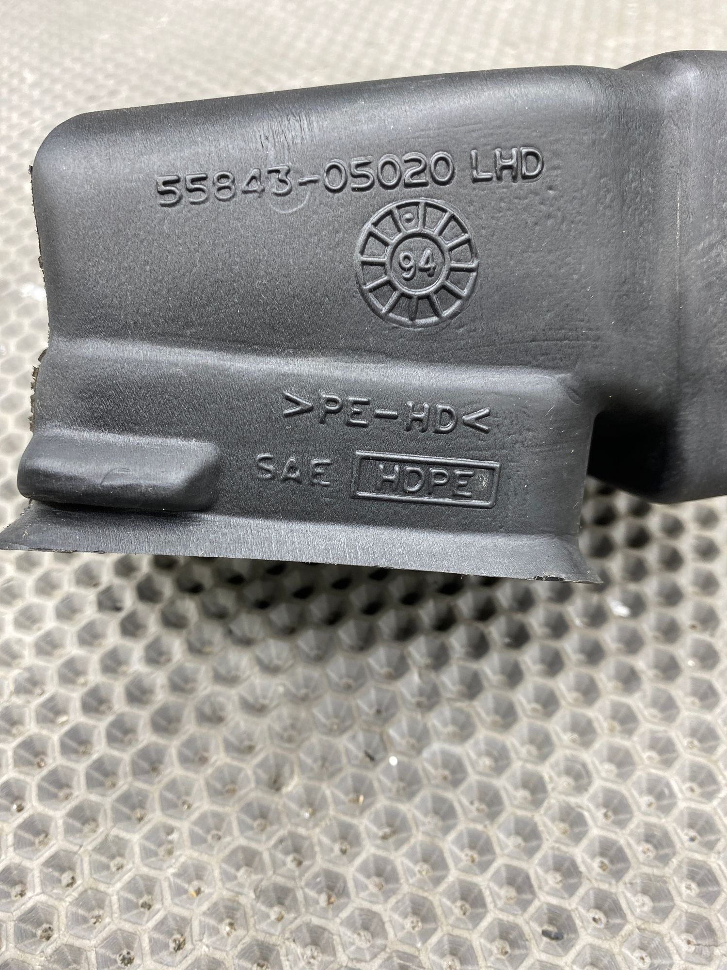 Б/У Воздуховод торпедо левый Toyota CARINA E 6 дорест. 1992—1996 1994 Зеленый, 399 рублей, Краснодар