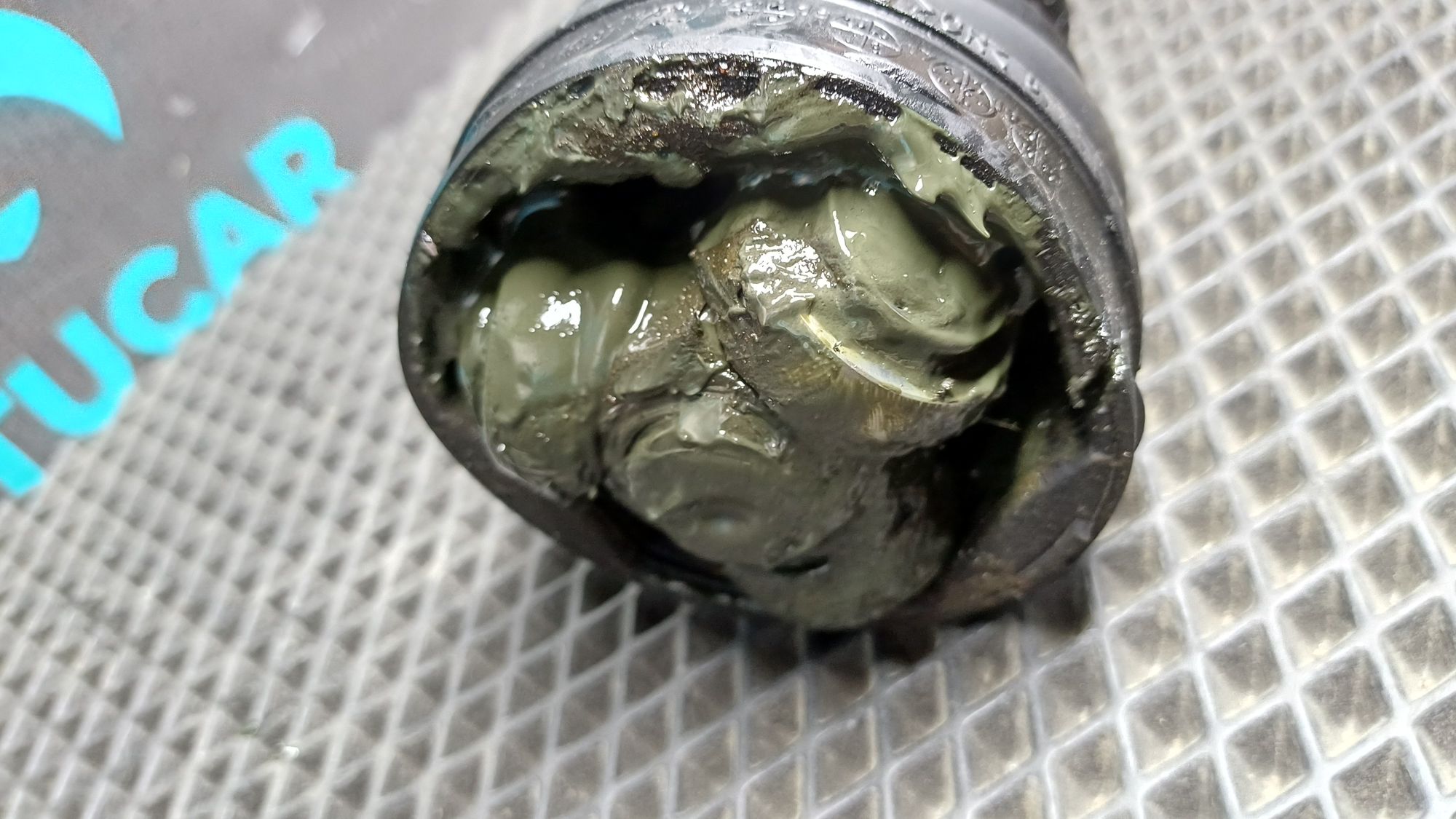 https://ycs.partsauto.market/partsauto-images/thmbs/userImages/c8f07ba63eb5b2f0f6006ea854bf8f7d/part/1037f5f8-cc65-44f1-9cdd-4ef050a604b4_1777112734513.jpg