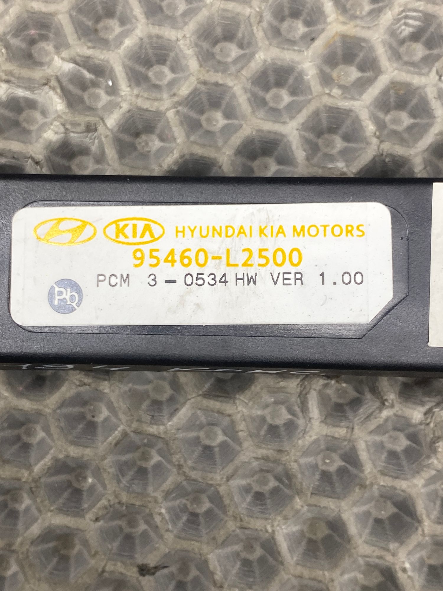 https://ycs.partsauto.market/partsauto-images/thmbs/userImages/c8f07ba63eb5b2f0f6006ea854bf8f7d/part/10f47332-9d6c-4903-a339-61879a524219_1769175511875.jpg