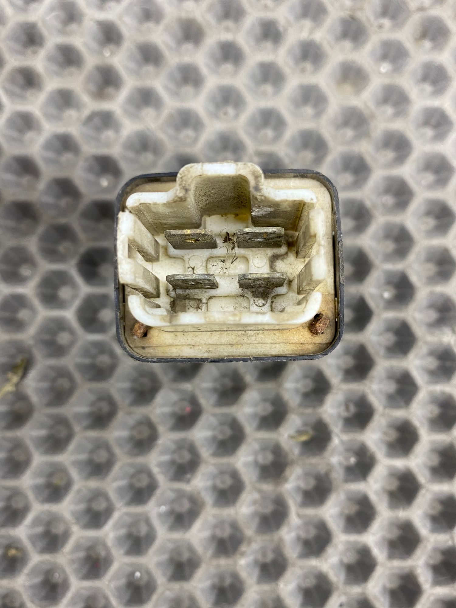 Б\У Реле Toyota Corolla VI (1987—1993), 1190 рублей, Краснодар