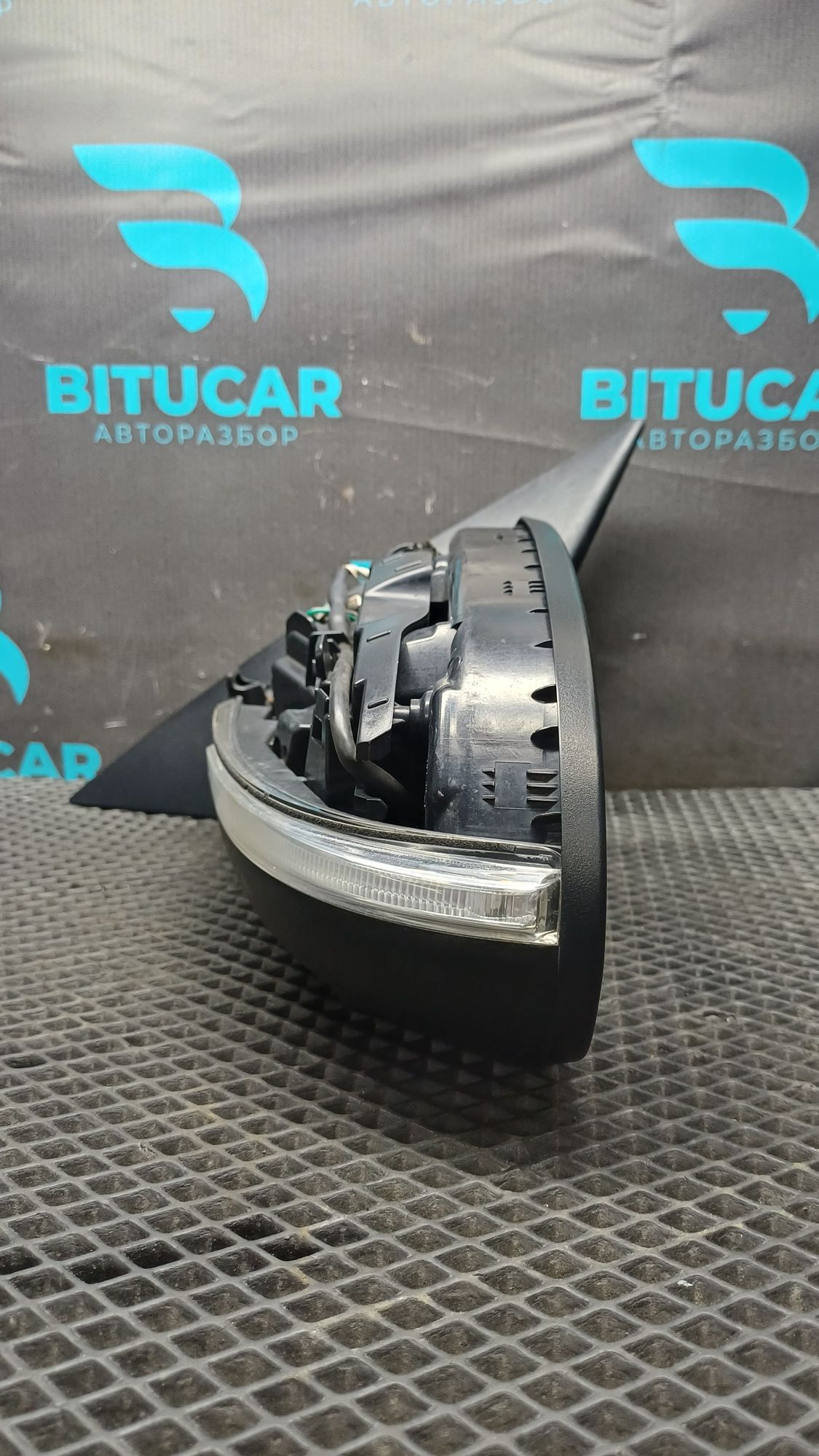https://ycs.partsauto.market/partsauto-images/thmbs/userImages/c8f07ba63eb5b2f0f6006ea854bf8f7d/part/1250b96f-2d04-4983-bd06-cfa69d53bdce_1777282404371.jpg