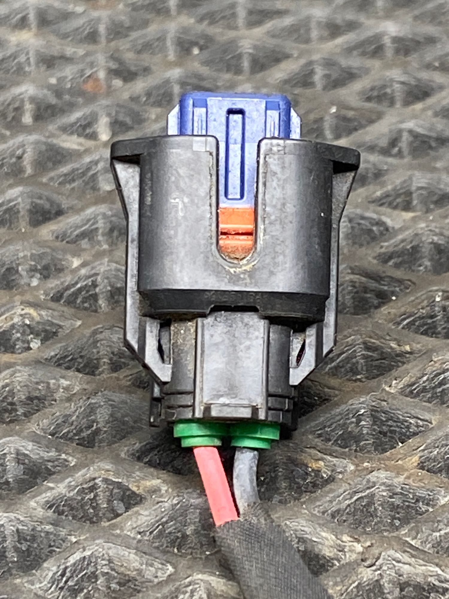 https://ycs.partsauto.market/partsauto-images/thmbs/userImages/c8f07ba63eb5b2f0f6006ea854bf8f7d/part/13ae4308-f072-4e62-a319-ba05386434c0_1777205990829.jpg