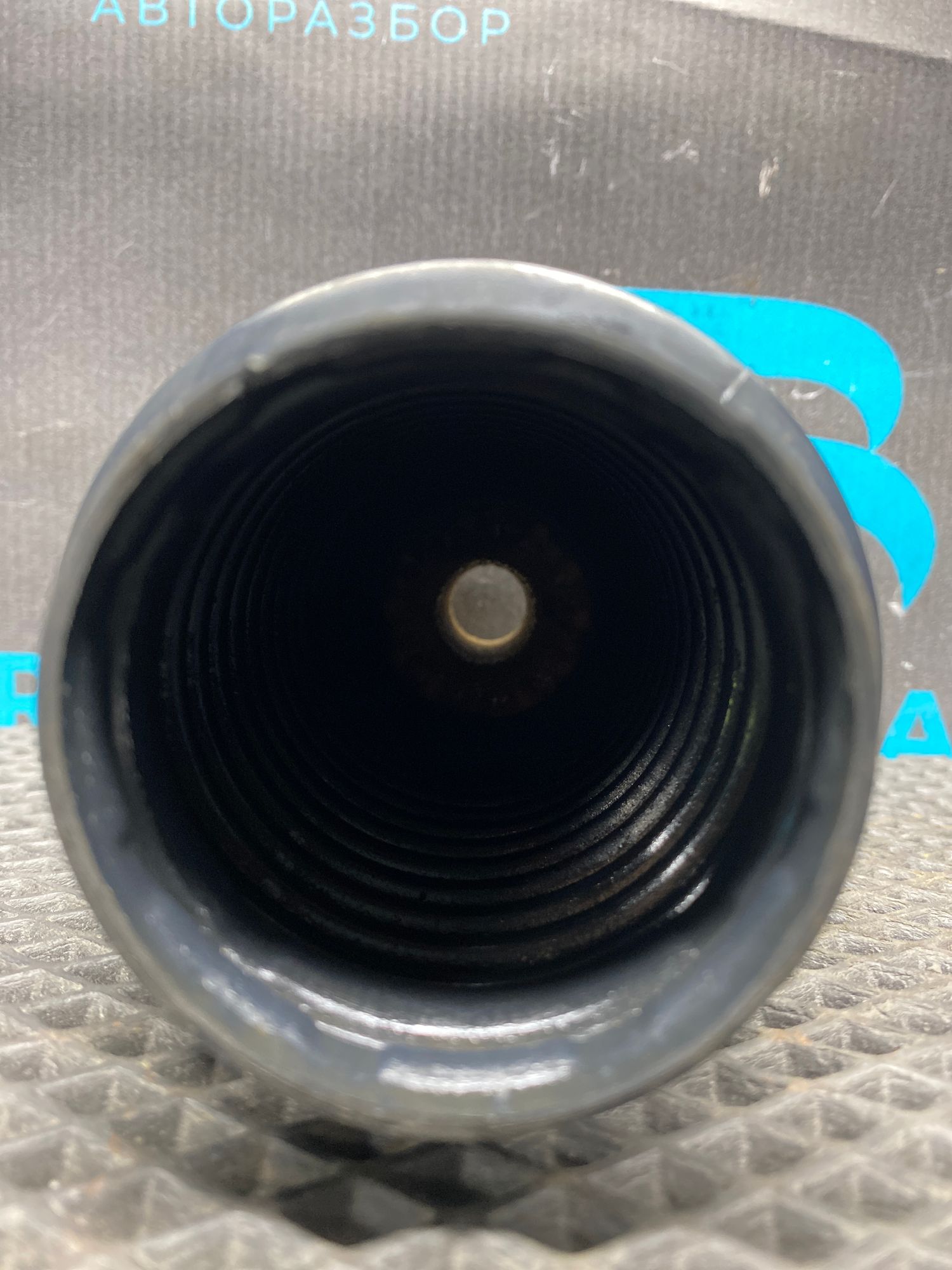 https://ycs.partsauto.market/partsauto-images/thmbs/userImages/c8f07ba63eb5b2f0f6006ea854bf8f7d/part/1404f419-40be-4191-8f7d-8470f22a7ccf_1777115555799.jpg