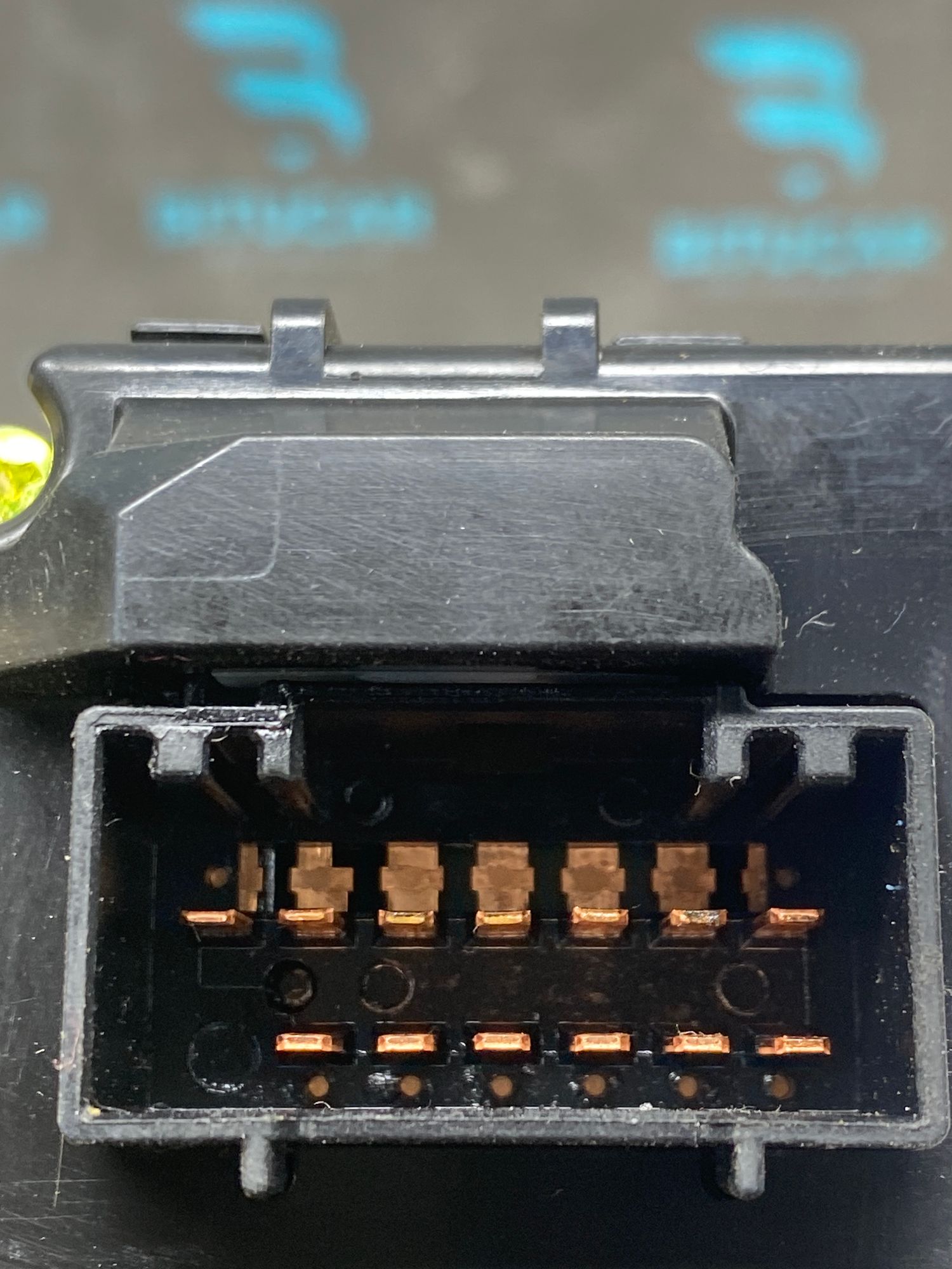 https://ycs.partsauto.market/partsauto-images/thmbs/userImages/c8f07ba63eb5b2f0f6006ea854bf8f7d/part/14ab5396-7f17-4323-8a08-98f79df0cded_1777390508464.jpg