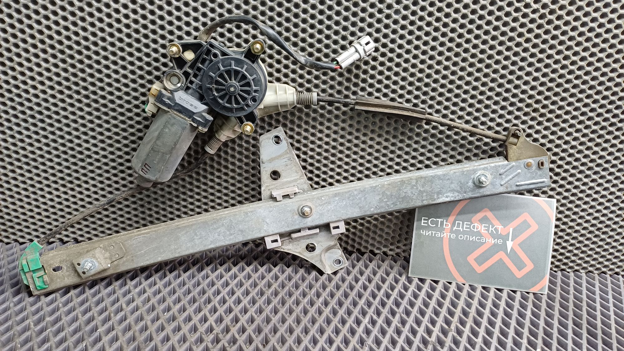 Б/У Стеклоподъемник передней левой двери Toyota CARINA E 6 дорест. 1992—1996 1994 Зеленый, 2990 рублей, Краснодар