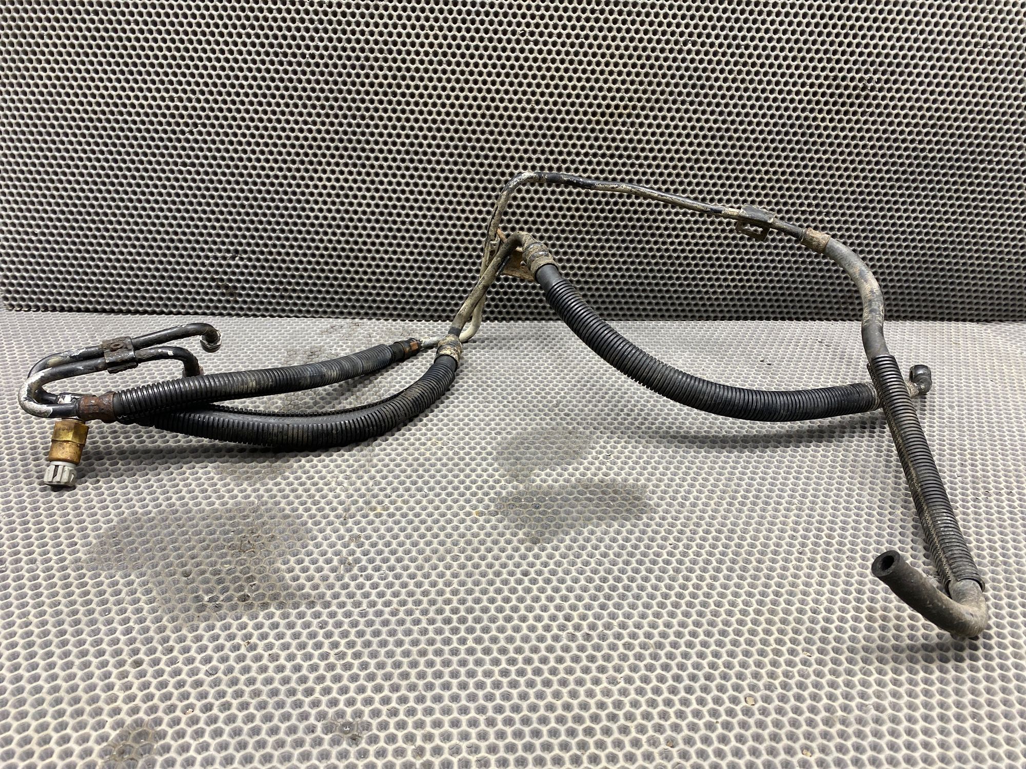 Б/У Трубка ГУР низкого давления  Toyota CARINA E 6 дорест. 1992—1996 1994 Зеленый, 2990 рублей, Краснодар