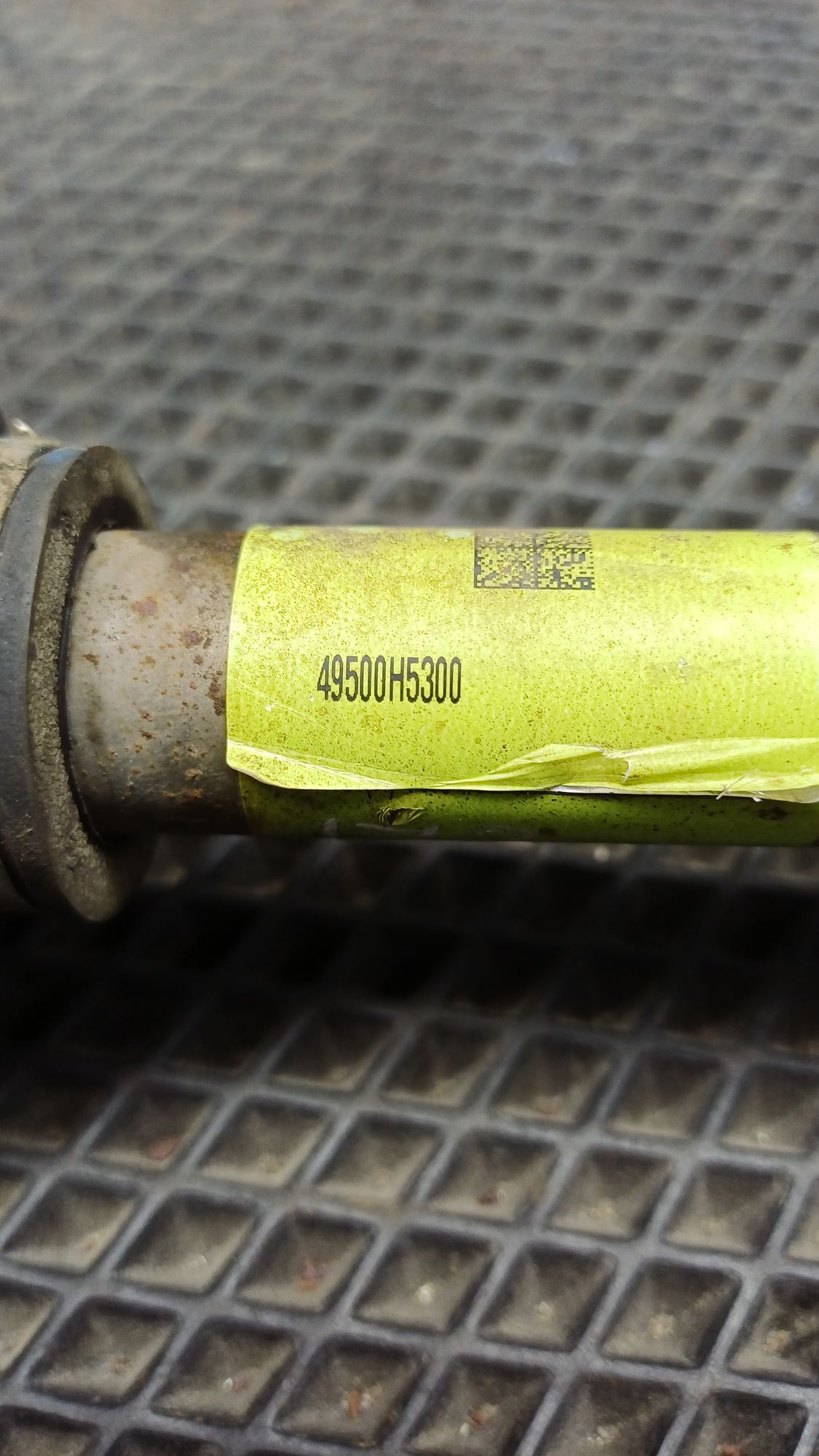 https://ycs.partsauto.market/partsauto-images/thmbs/userImages/c8f07ba63eb5b2f0f6006ea854bf8f7d/part/166b0ff1-ee73-4bbb-8eac-5d9c80886e09_1777112746671.jpg