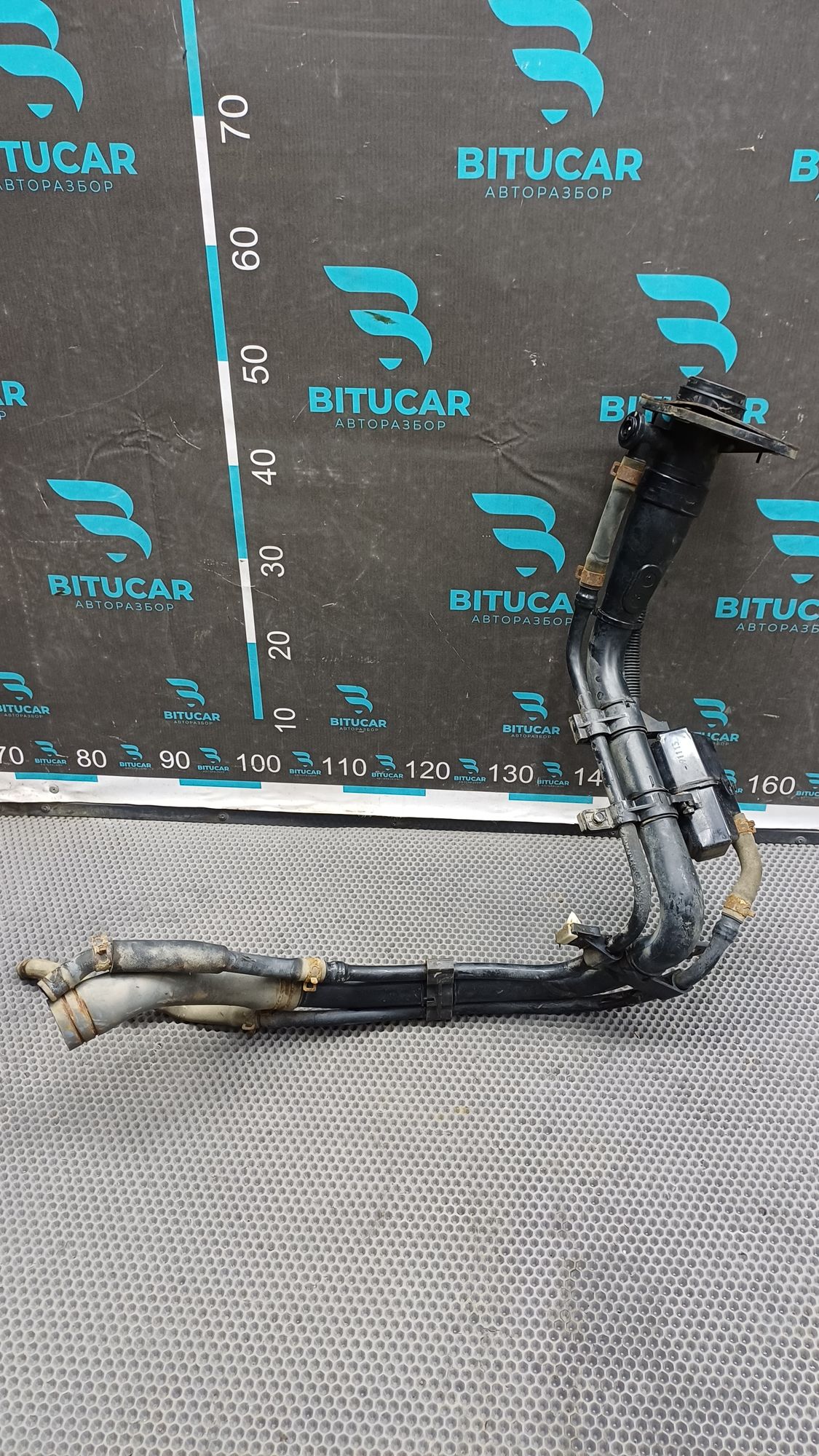 https://ycs.partsauto.market/partsauto-images/thmbs/userImages/c8f07ba63eb5b2f0f6006ea854bf8f7d/part/17590dac-fc86-48e1-9359-1f0f14932df5_1774938638182.jpg