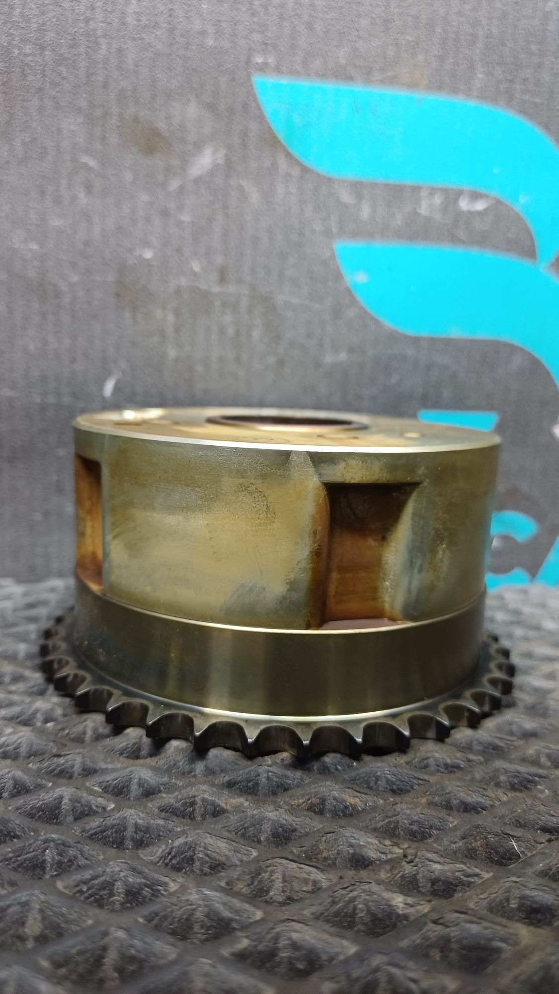 https://ycs.partsauto.market/partsauto-images/thmbs/userImages/c8f07ba63eb5b2f0f6006ea854bf8f7d/part/1876e3d7-138f-45f8-85e0-e070360e378a_1777195779073.jpg