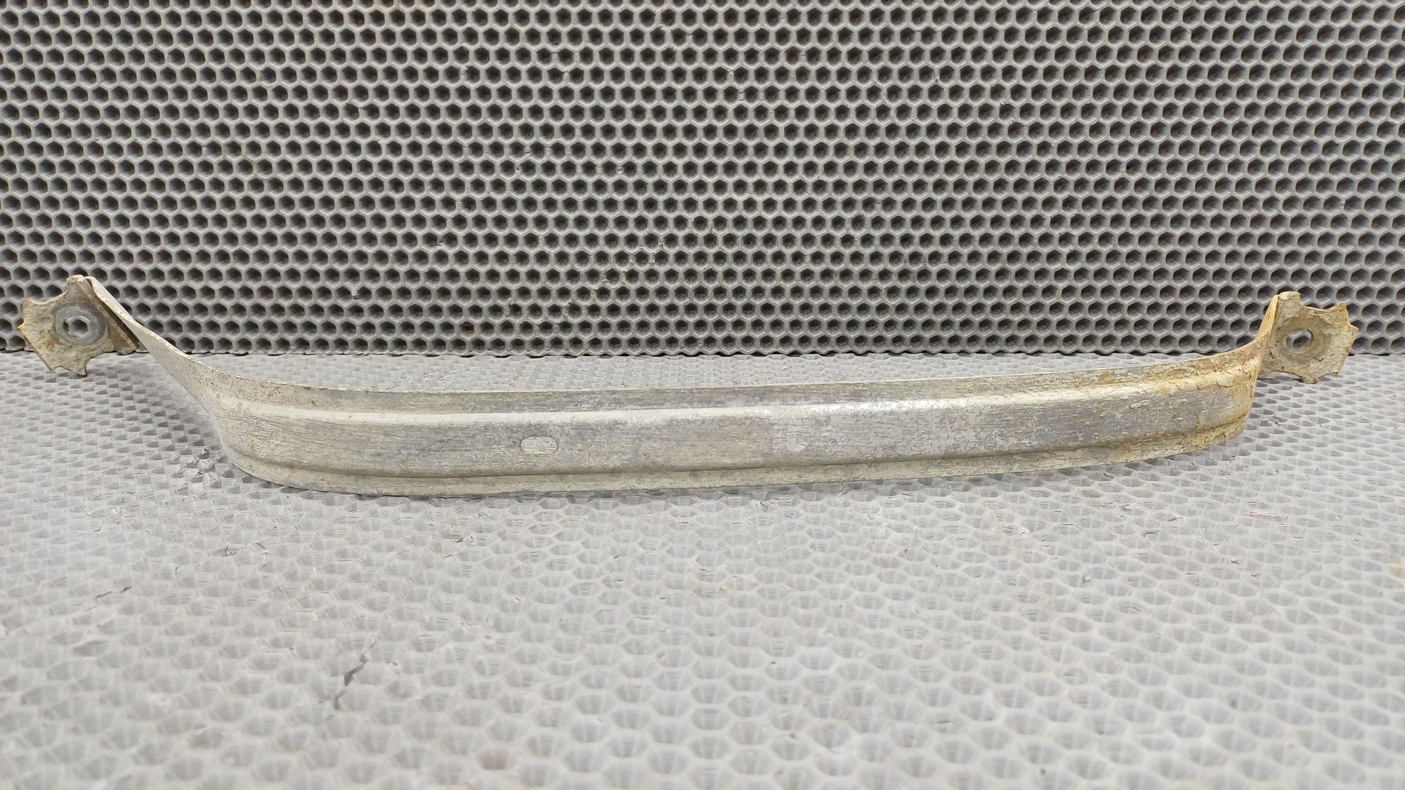 https://ycs.partsauto.market/partsauto-images/thmbs/userImages/c8f07ba63eb5b2f0f6006ea854bf8f7d/part/188972a6-7eff-4ce2-a0fa-fb1ffc9d8983_1774181923591.jpg