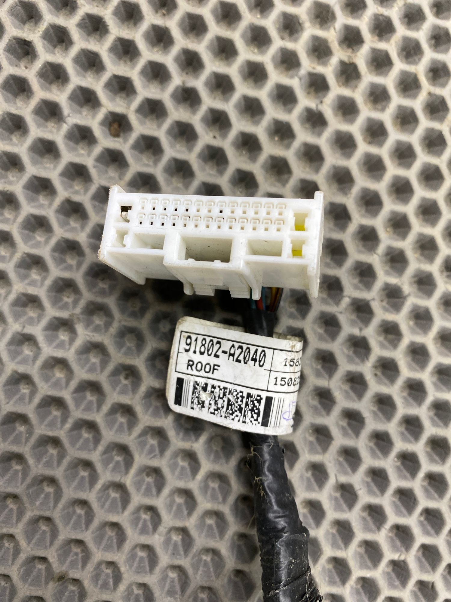 https://ycs.partsauto.market/partsauto-images/thmbs/userImages/c8f07ba63eb5b2f0f6006ea854bf8f7d/part/18aa0426-4e44-454a-98a1-ace7d92793af_1777040531812.jpg