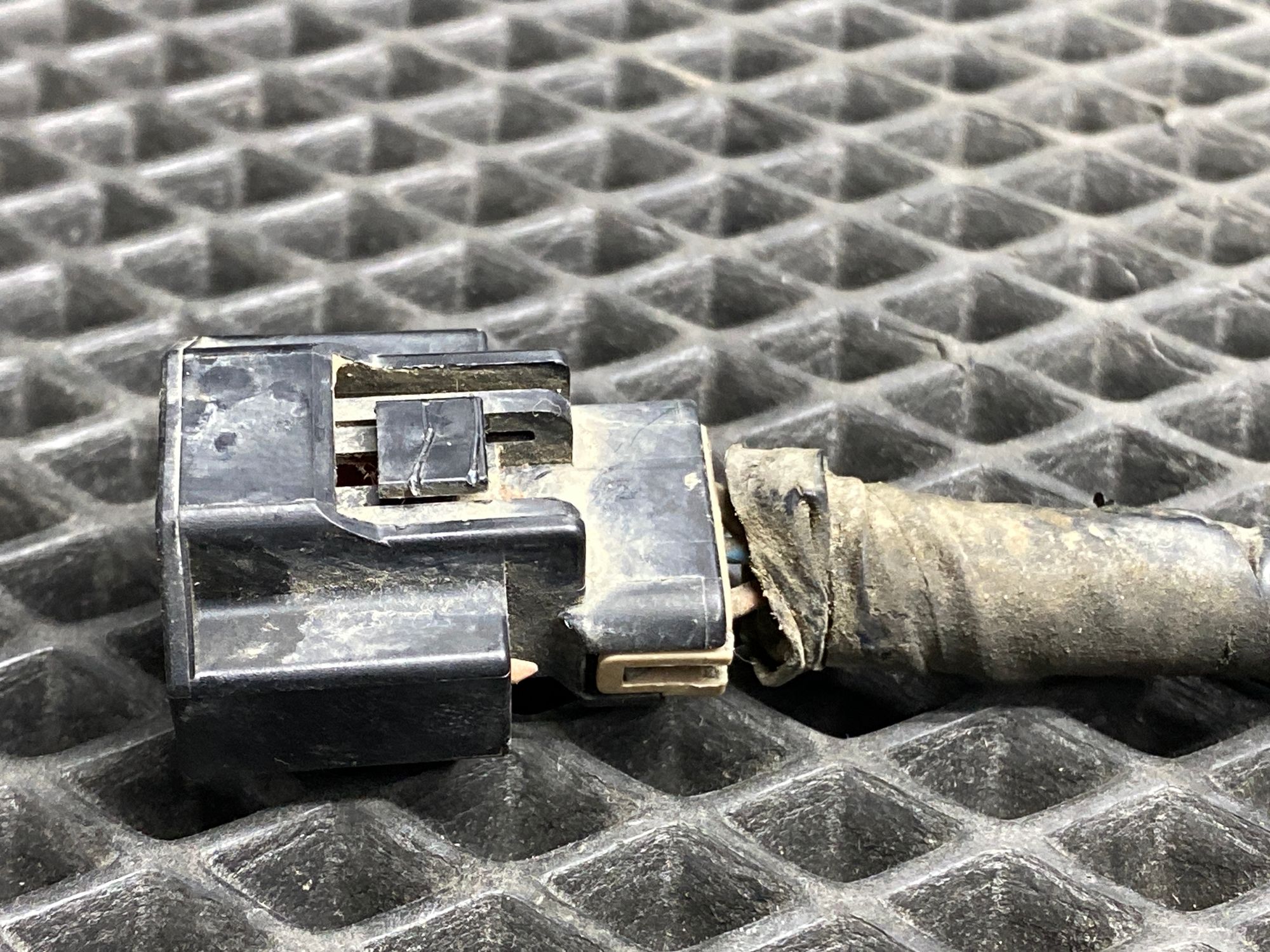 Б/У Фишка клапана кондиционера Kia Cerato 2 TD , AT G4FC 1.6 L 2011г, 499 рублей, Краснодар