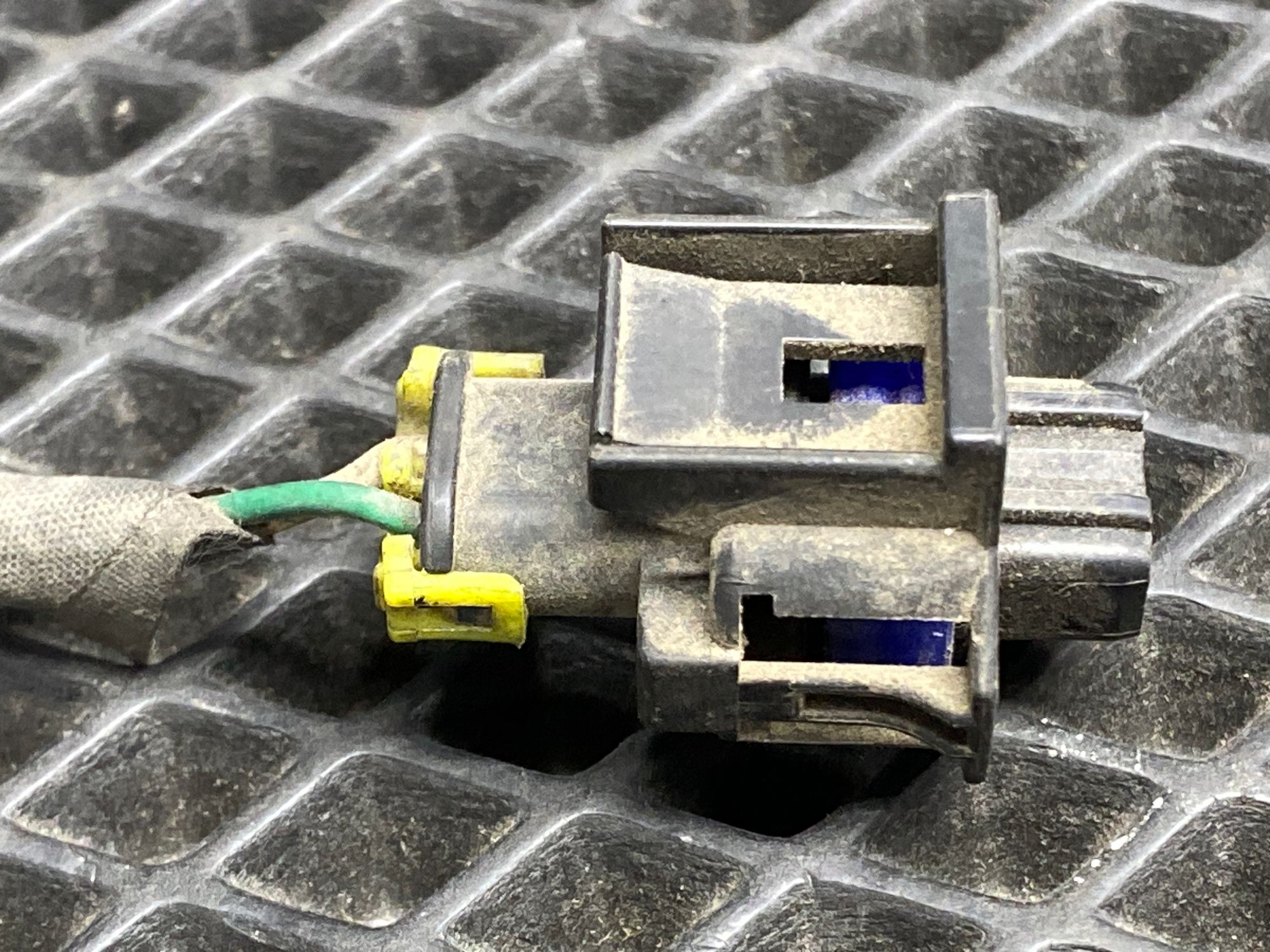 https://ycs.partsauto.market/partsauto-images/thmbs/userImages/c8f07ba63eb5b2f0f6006ea854bf8f7d/part/198b7bd3-3089-435a-b5e5-850ad2ed6af4_1775737913928.jpg