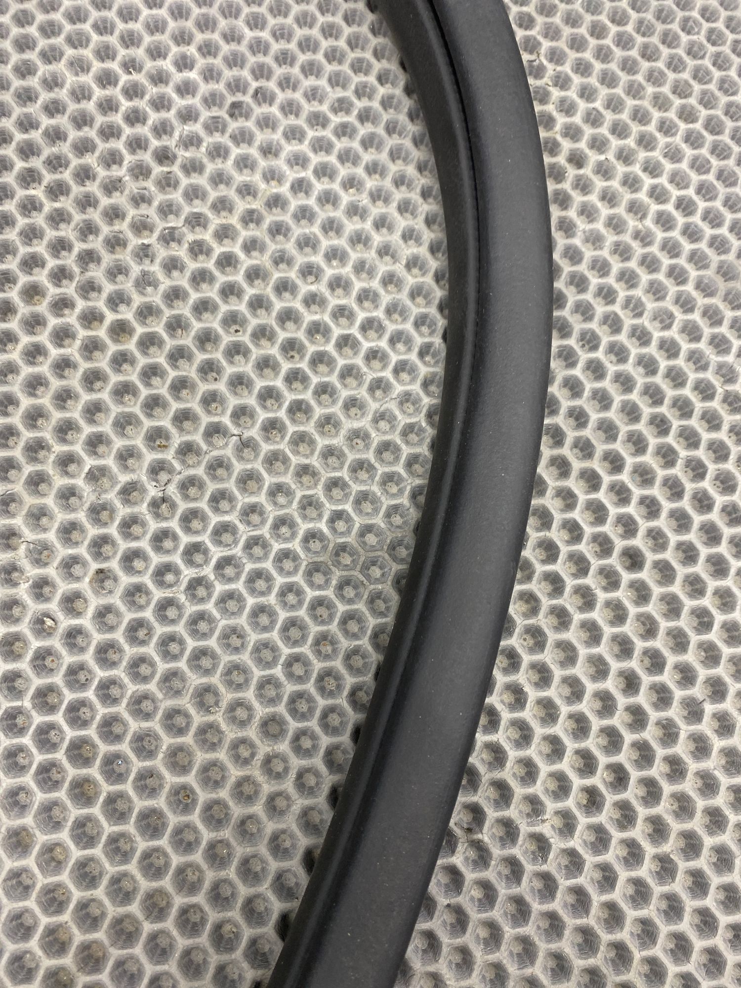 Б/У Уплотнитель двери задней правой Kia Optima IV JF (G4KJ) 2.4L AT 2019 GT-Line, 1490 рублей, Краснодар