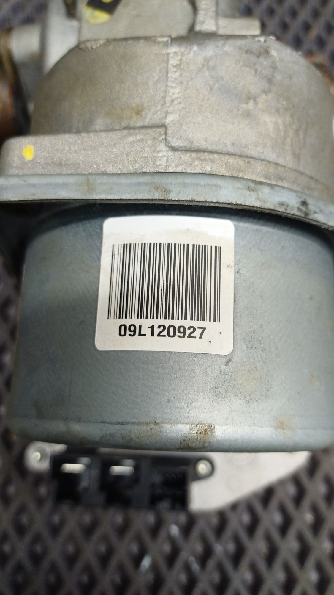 https://ycs.partsauto.market/partsauto-images/thmbs/userImages/c8f07ba63eb5b2f0f6006ea854bf8f7d/part/1a3fb918-0f61-4ced-8ecd-4cc235209014_1775032086322.jpg