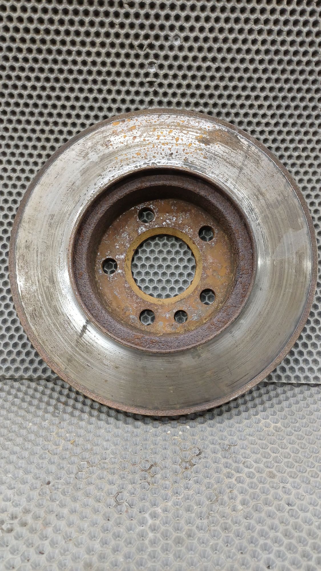 https://ycs.partsauto.market/partsauto-images/thmbs/userImages/c8f07ba63eb5b2f0f6006ea854bf8f7d/part/1a56df64-6e9a-4449-8158-9bc0952aea35_1774339378234.jpg