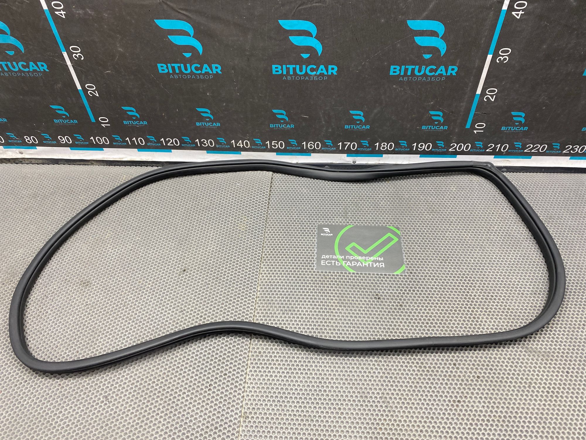 Б/У Уплотнитель двери задней правой Kia Optima IV JF (G4KJ) 2.4L AT 2019 GT-Line, 1490 рублей, Краснодар