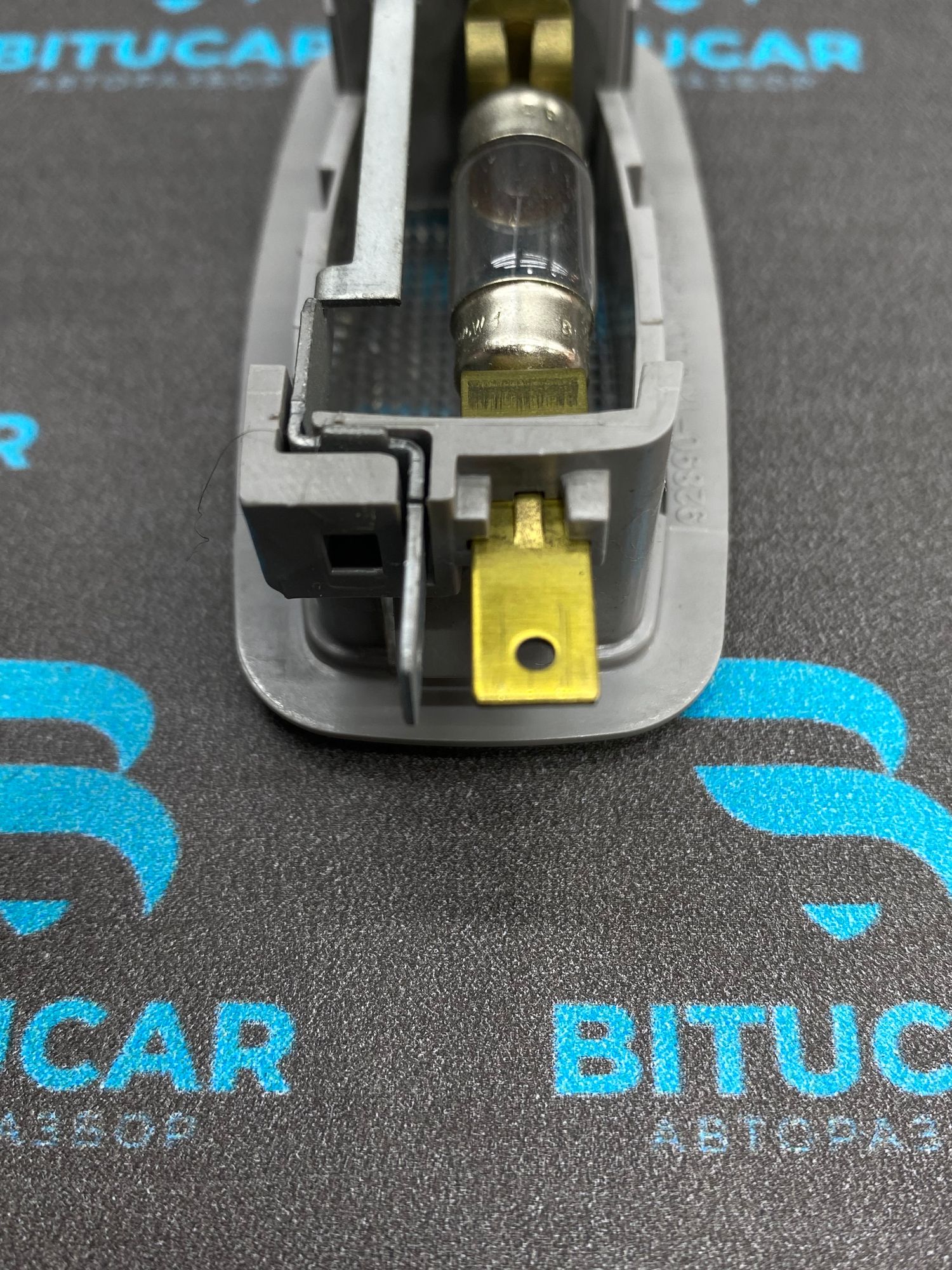 https://ycs.partsauto.market/partsauto-images/thmbs/userImages/c8f07ba63eb5b2f0f6006ea854bf8f7d/part/1ab081e8-d46c-43be-beeb-a2bf8c2fb08d_1770901616369.jpg