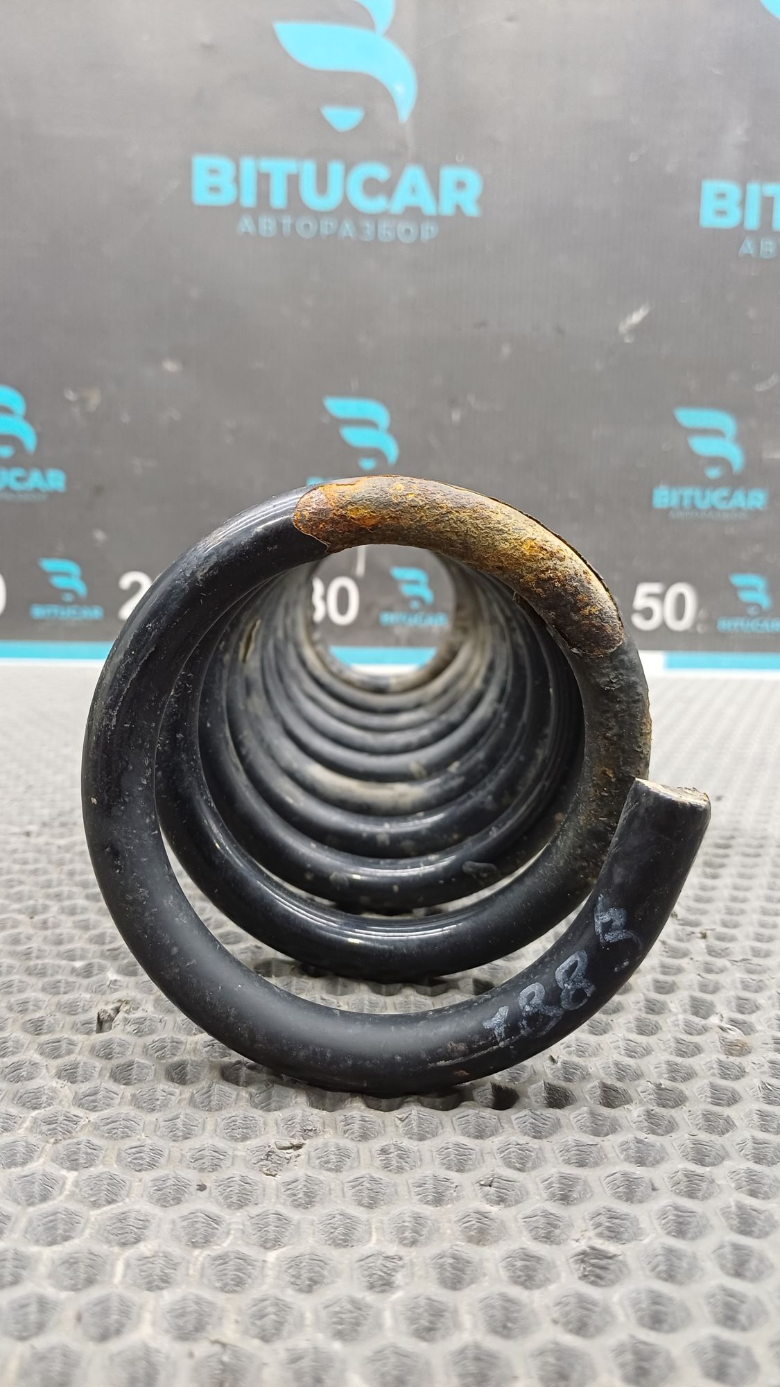https://ycs.partsauto.market/partsauto-images/thmbs/userImages/c8f07ba63eb5b2f0f6006ea854bf8f7d/part/1bd463ef-1ed5-4d6c-89ad-16b0050d1647_1777363031857.jpg