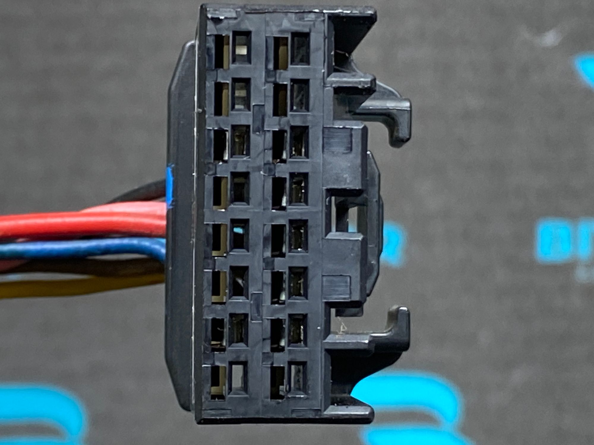 https://ycs.partsauto.market/partsauto-images/thmbs/userImages/c8f07ba63eb5b2f0f6006ea854bf8f7d/part/1bddf14a-d7bd-42da-8579-6a38b54c65aa_1777710768907.jpg