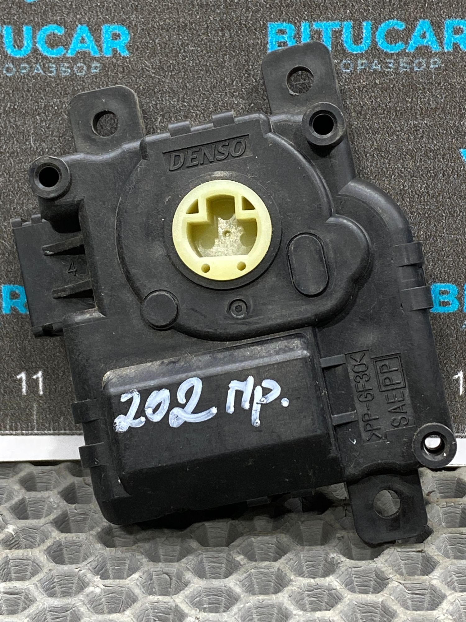 https://ycs.partsauto.market/partsauto-images/thmbs/userImages/c8f07ba63eb5b2f0f6006ea854bf8f7d/part/1cdd2d9a-c738-4098-bd98-9201ab9c1659_1777811643151.jpg