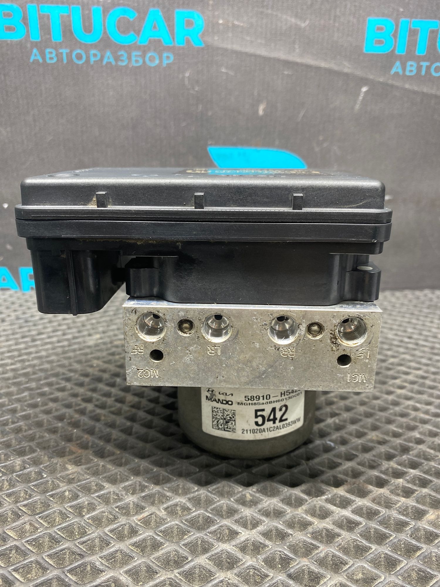 https://ycs.partsauto.market/partsauto-images/thmbs/userImages/c8f07ba63eb5b2f0f6006ea854bf8f7d/part/1d2d1d1a-77c1-470e-ab02-e6d66d2f3b52_1777115146217.jpg