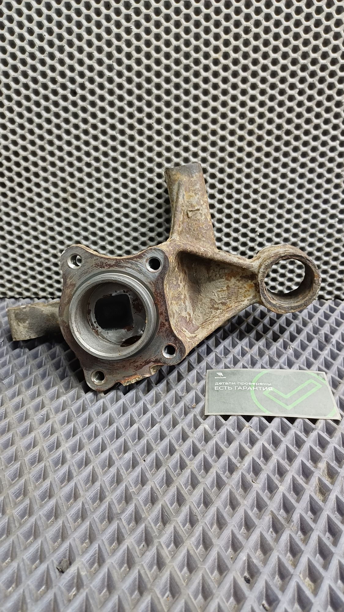 Б/У Поворотный кулак задний левый Toyota CARINA E 6 дорест. 1992—1996 1994 Зеленый, 1990 рублей, Краснодар