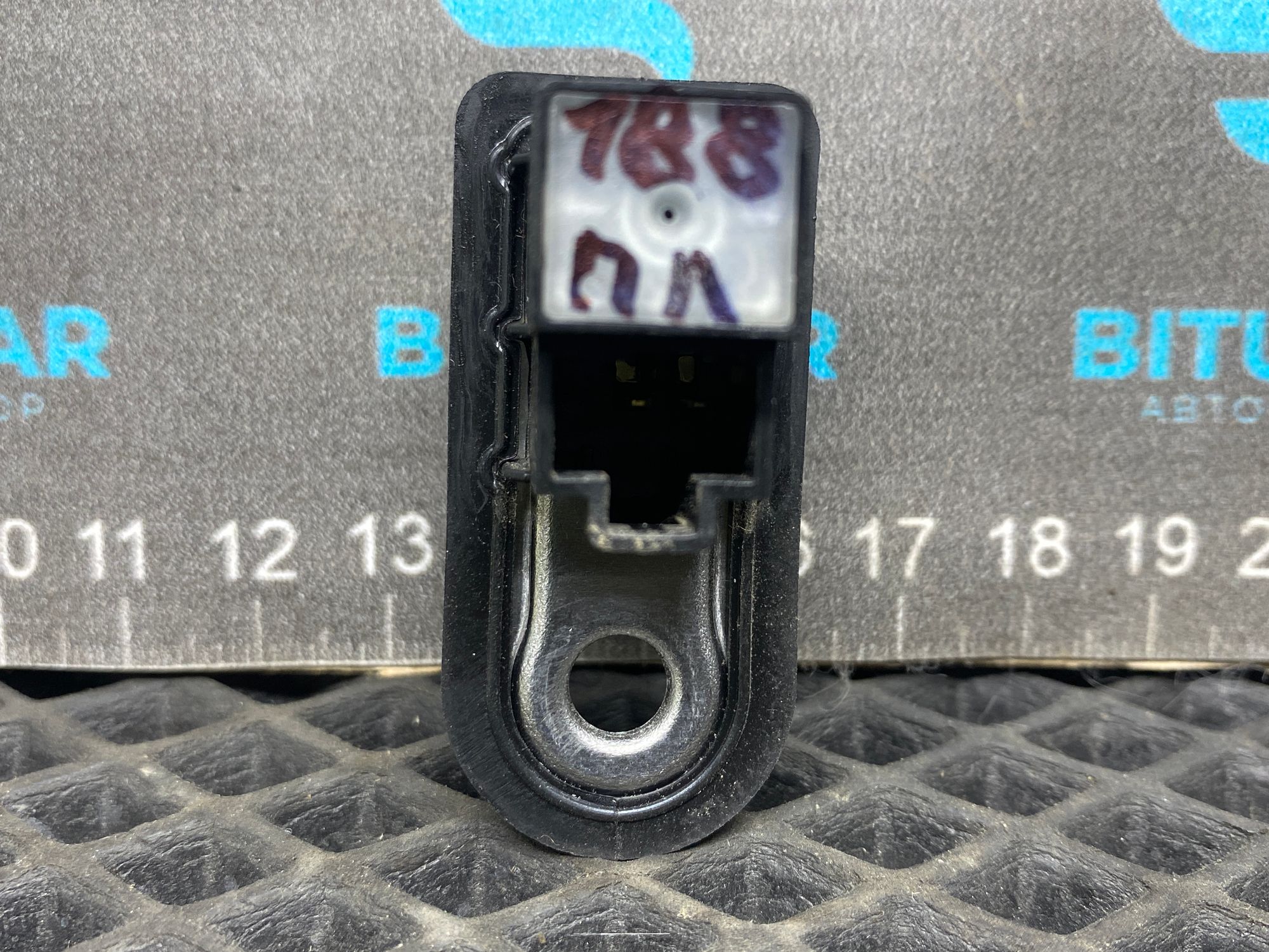 https://ycs.partsauto.market/partsauto-images/thmbs/userImages/c8f07ba63eb5b2f0f6006ea854bf8f7d/part/1dac706d-e5c5-468e-87ba-7442ad287336_1777383844926.jpg
