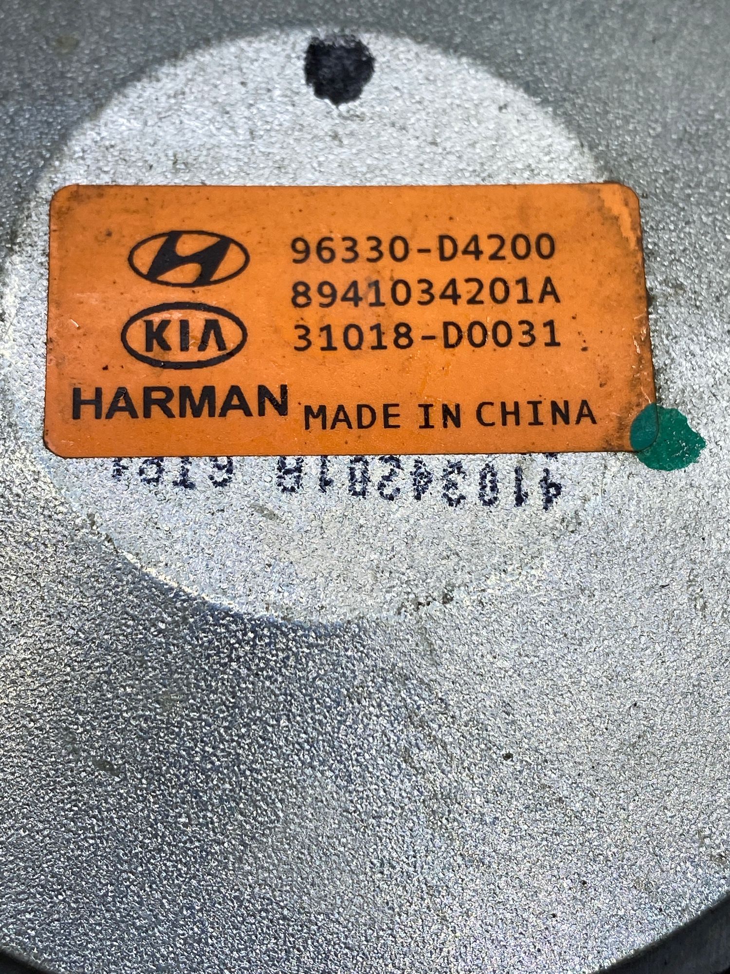 https://ycs.partsauto.market/partsauto-images/thmbs/userImages/c8f07ba63eb5b2f0f6006ea854bf8f7d/part/1e00bb48-2910-4126-a3c9-342a26a1bbb7_1777644464725.jpg