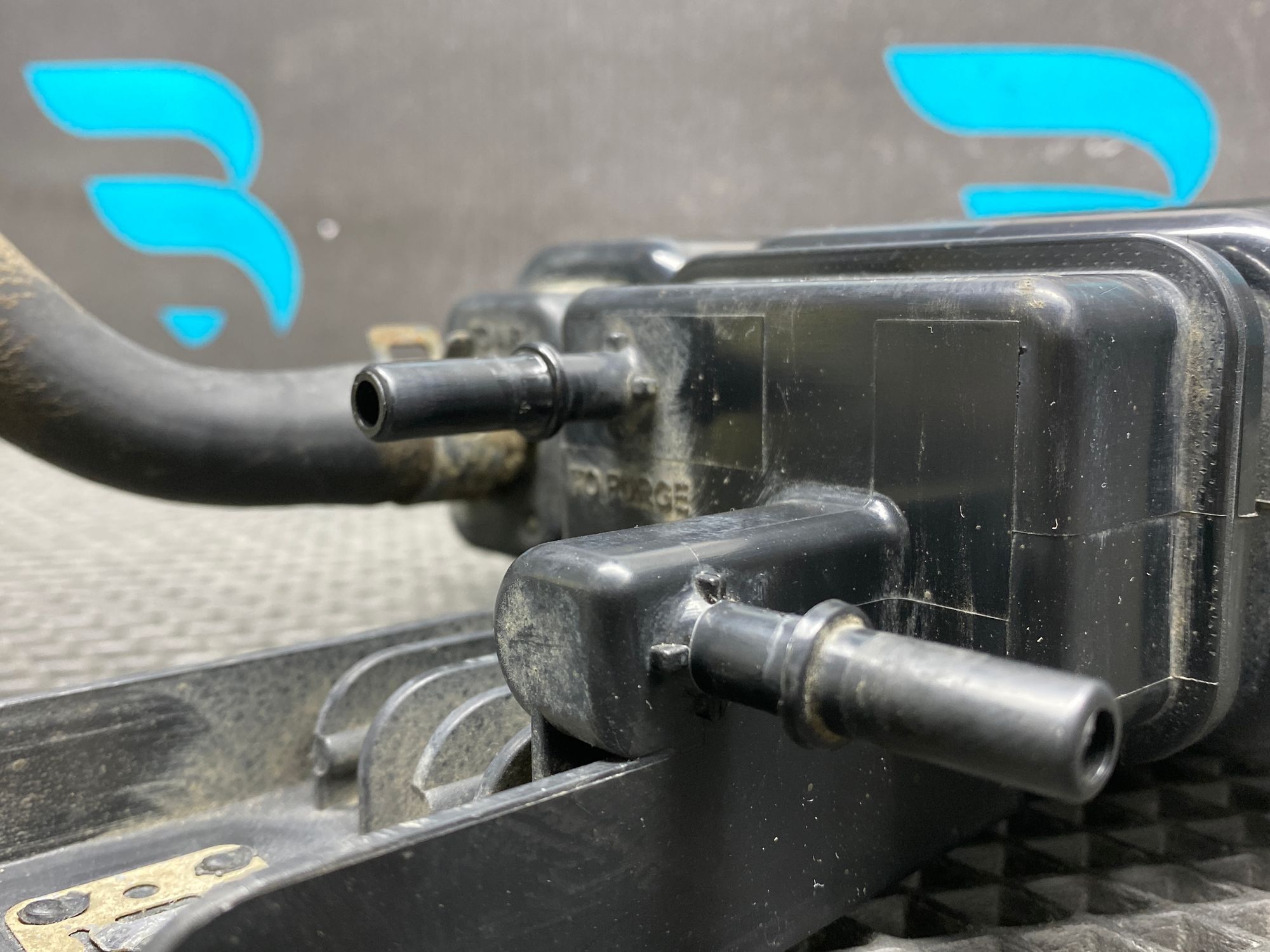 Б/У Абсорбер топливный Kia Rio 4 (G4FG) 1.6L AT 2021, 990 рублей, Краснодар