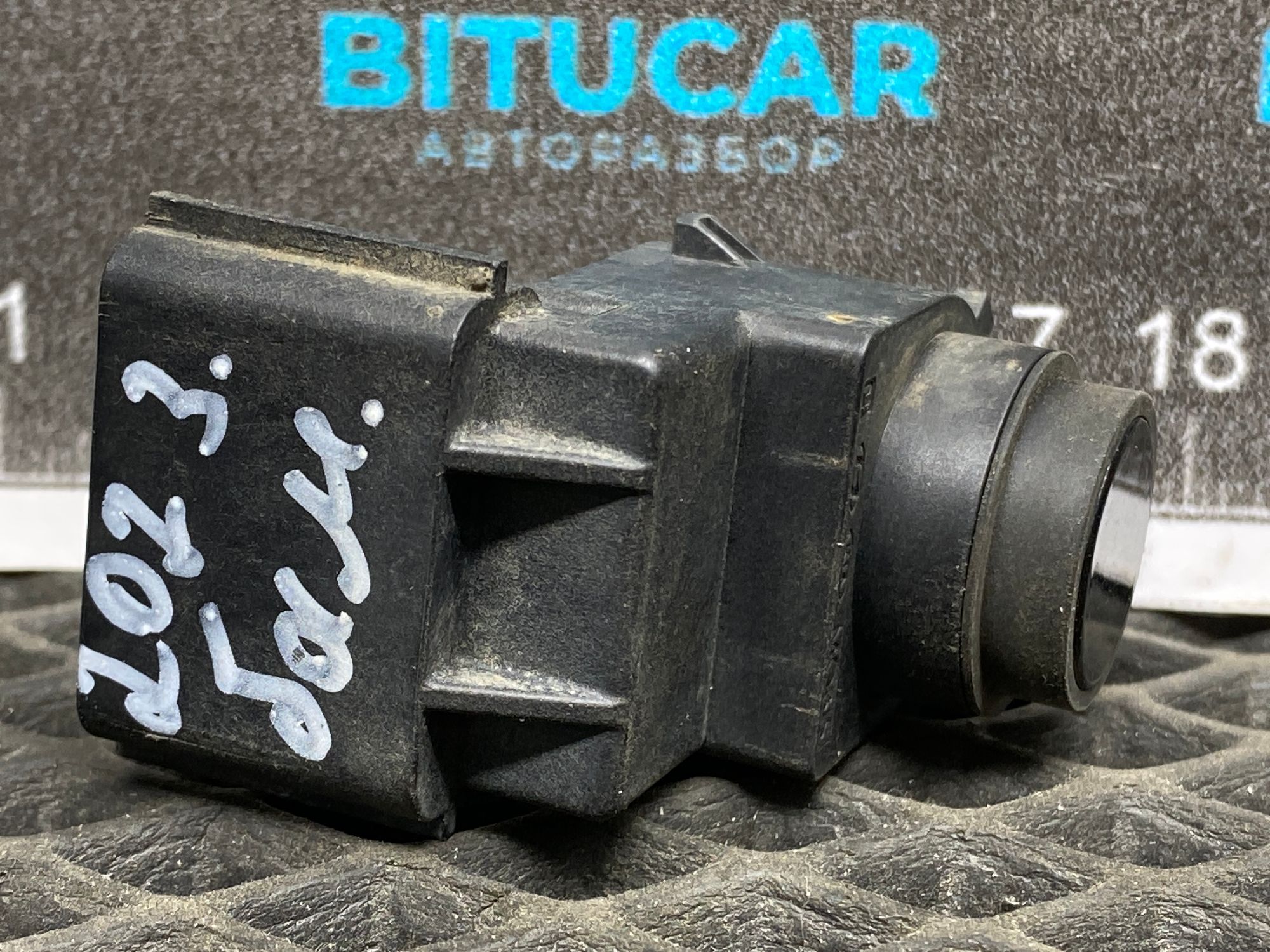 https://ycs.partsauto.market/partsauto-images/thmbs/userImages/c8f07ba63eb5b2f0f6006ea854bf8f7d/part/1e3ad8ab-e09f-4edd-a03e-75db923c788c_1777706084781.jpg