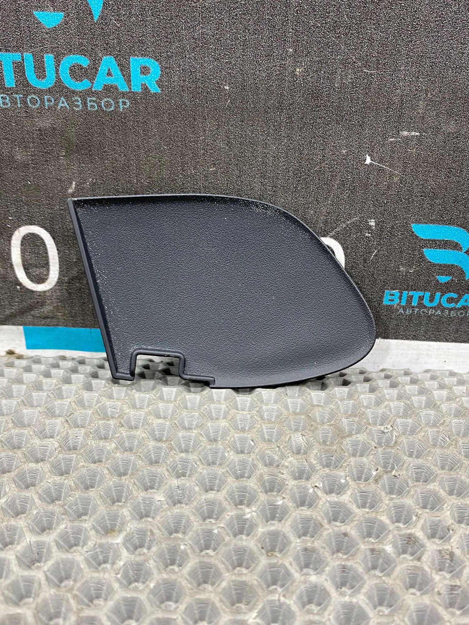 https://ycs.partsauto.market/partsauto-images/thmbs/userImages/c8f07ba63eb5b2f0f6006ea854bf8f7d/part/1f35191a-7846-4983-bd21-fc1eee4de56f_1769518674007.jpg