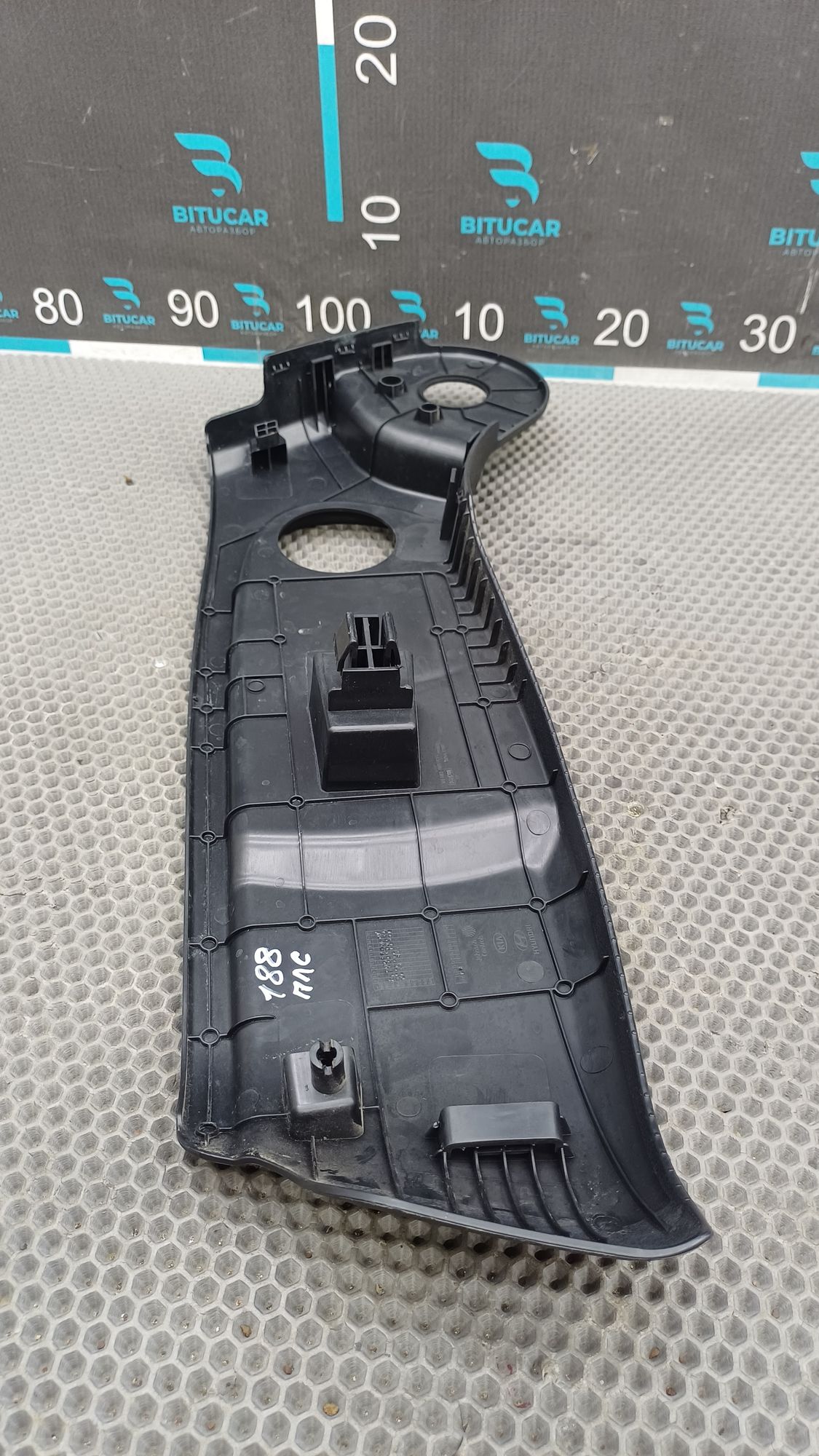 https://ycs.partsauto.market/partsauto-images/thmbs/userImages/c8f07ba63eb5b2f0f6006ea854bf8f7d/part/1f444bee-41cb-410a-ba76-b5daf6ec77df_1777369222867.jpg