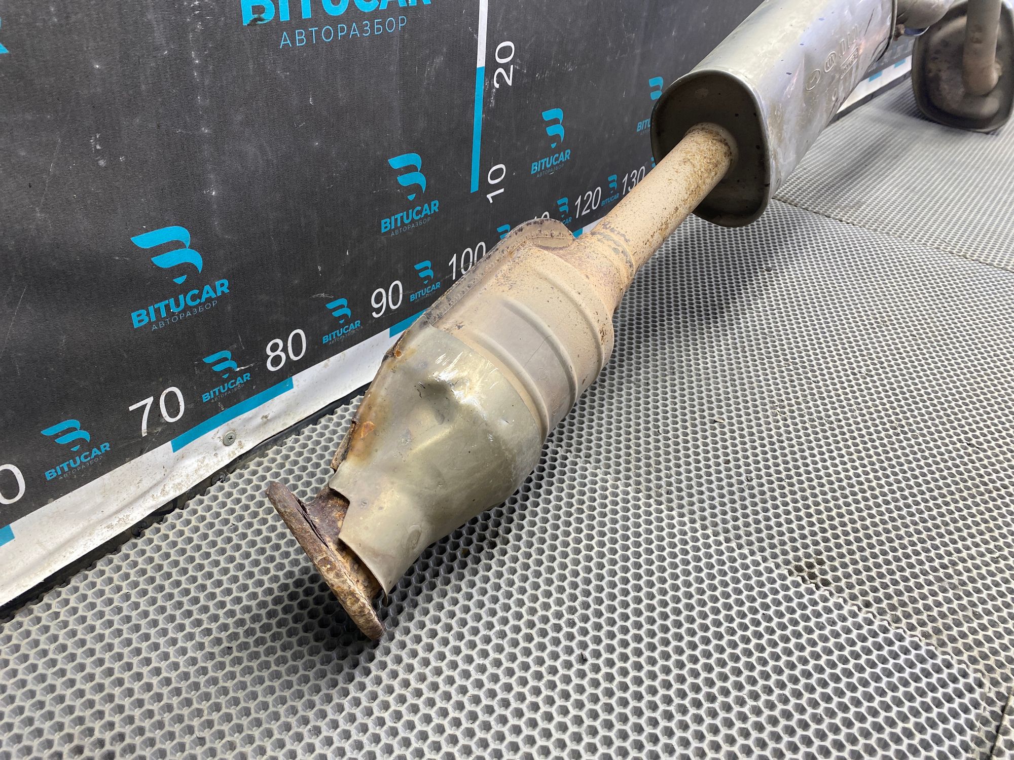 https://ycs.partsauto.market/partsauto-images/thmbs/userImages/c8f07ba63eb5b2f0f6006ea854bf8f7d/part/1f9bff87-87b5-431b-9362-92cbf14525c9_1777368993808.jpg
