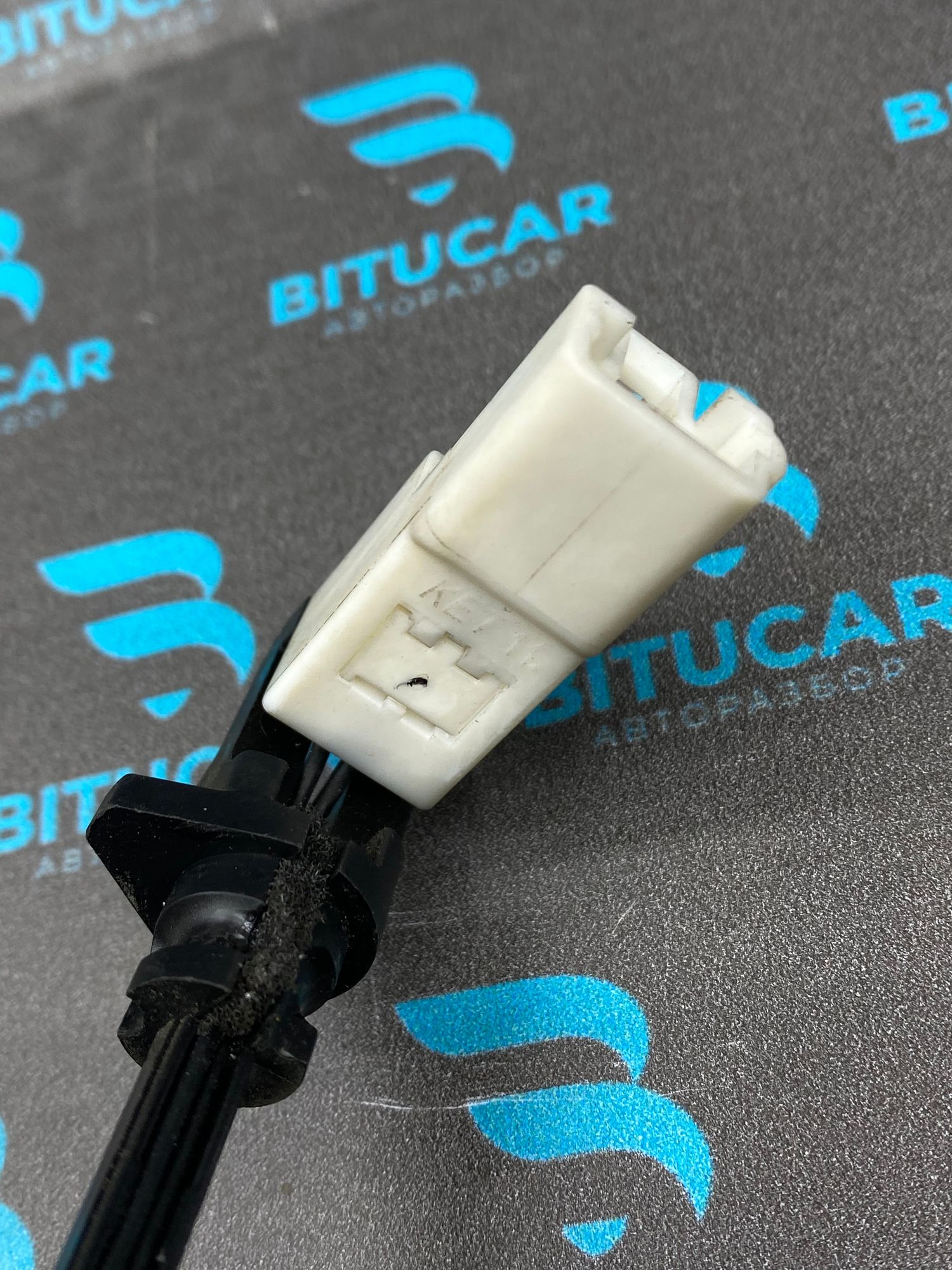 https://ycs.partsauto.market/partsauto-images/thmbs/userImages/c8f07ba63eb5b2f0f6006ea854bf8f7d/part/20f80c10-956c-4c51-b3f4-36269731383e_1770988604016.jpg