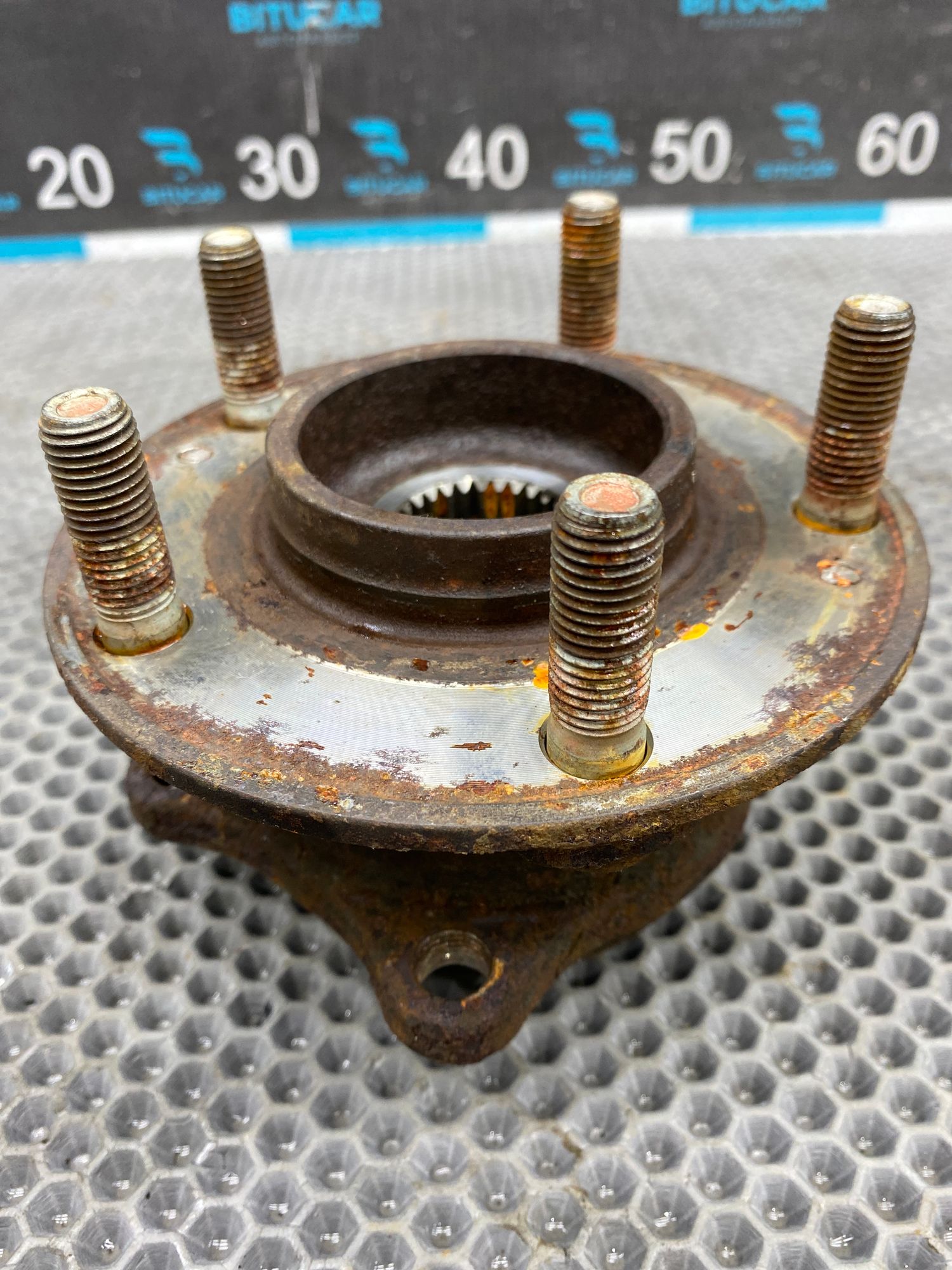 https://ycs.partsauto.market/partsauto-images/thmbs/userImages/c8f07ba63eb5b2f0f6006ea854bf8f7d/part/2129789a-9759-4a69-99f1-23d44548cb74_1775201689856.jpg