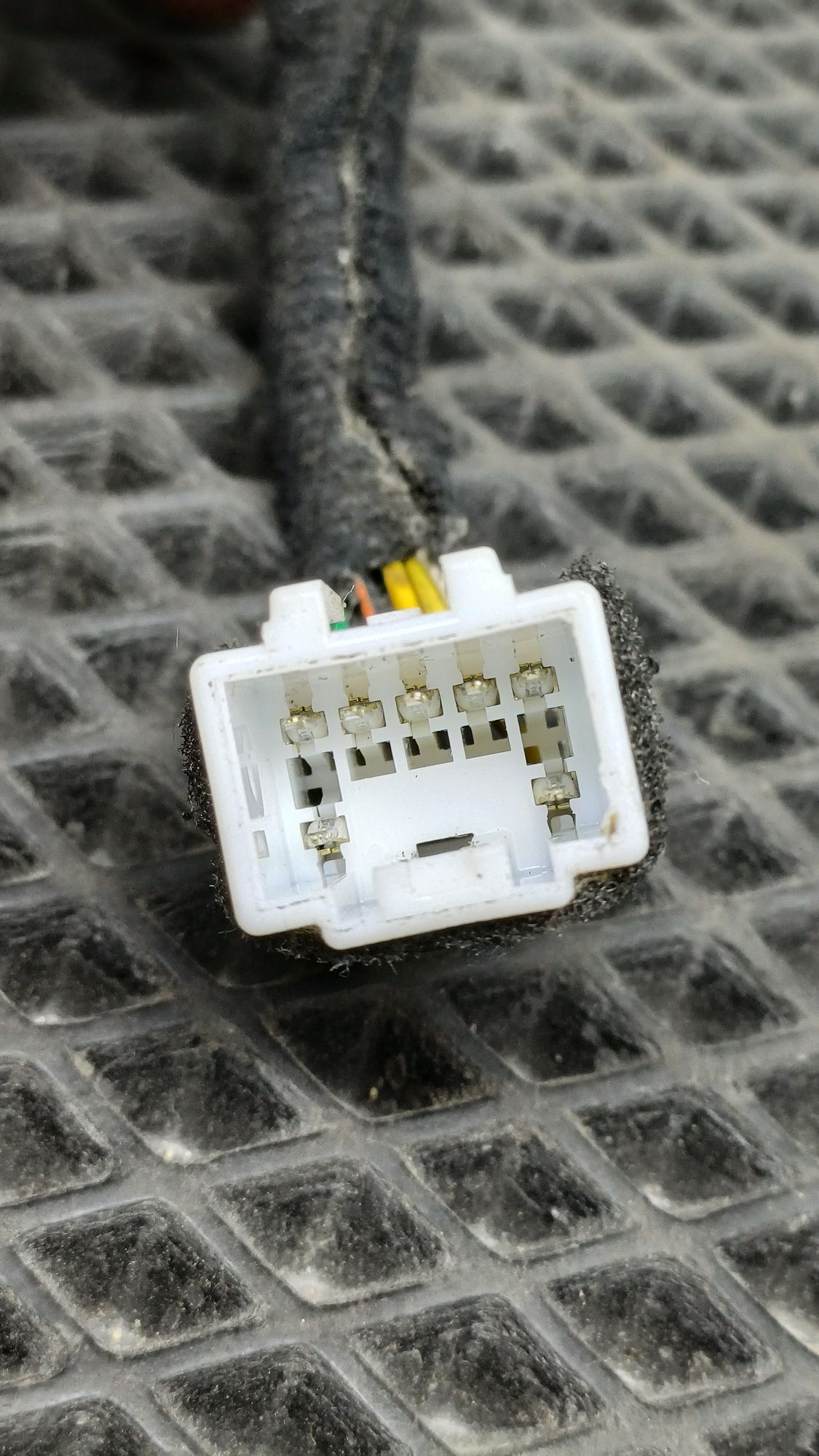 https://ycs.partsauto.market/partsauto-images/thmbs/userImages/c8f07ba63eb5b2f0f6006ea854bf8f7d/part/22a02e22-cfb5-4c00-8f71-88c750bcdfa8_1777531651003.jpg